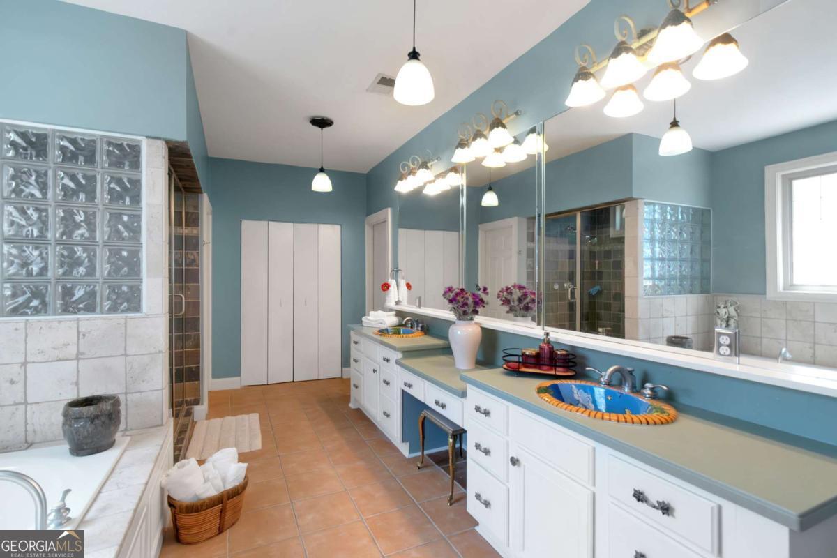 601 Sawgrass Walk Property Photo 30