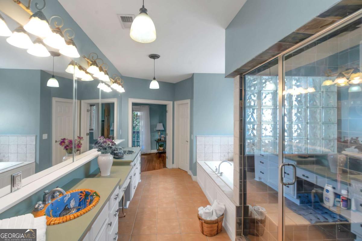 601 Sawgrass Walk Property Photo 31