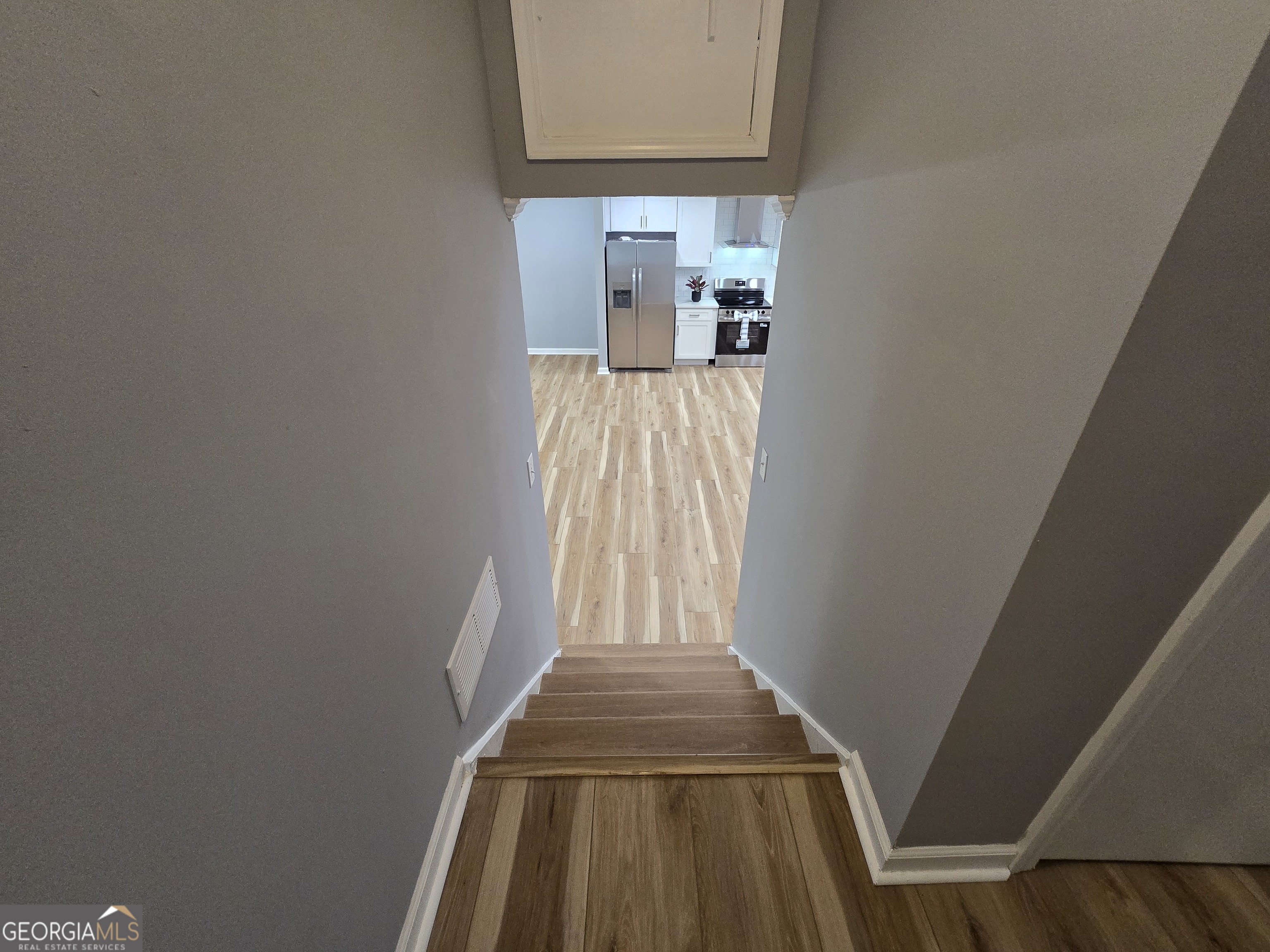 1743 Hillview Avenue Property Photo 36