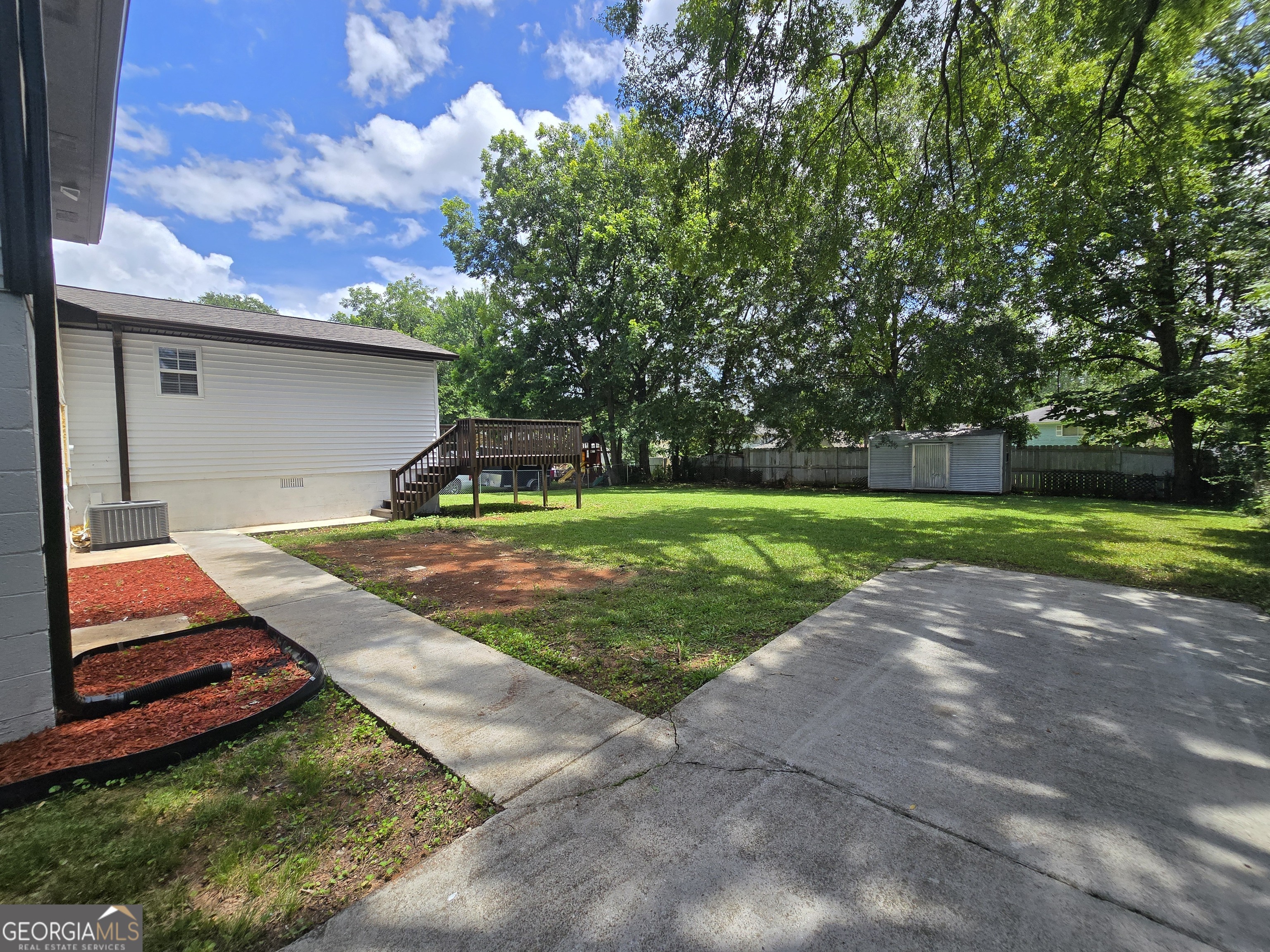 1743 Hillview Avenue Property Photo 52