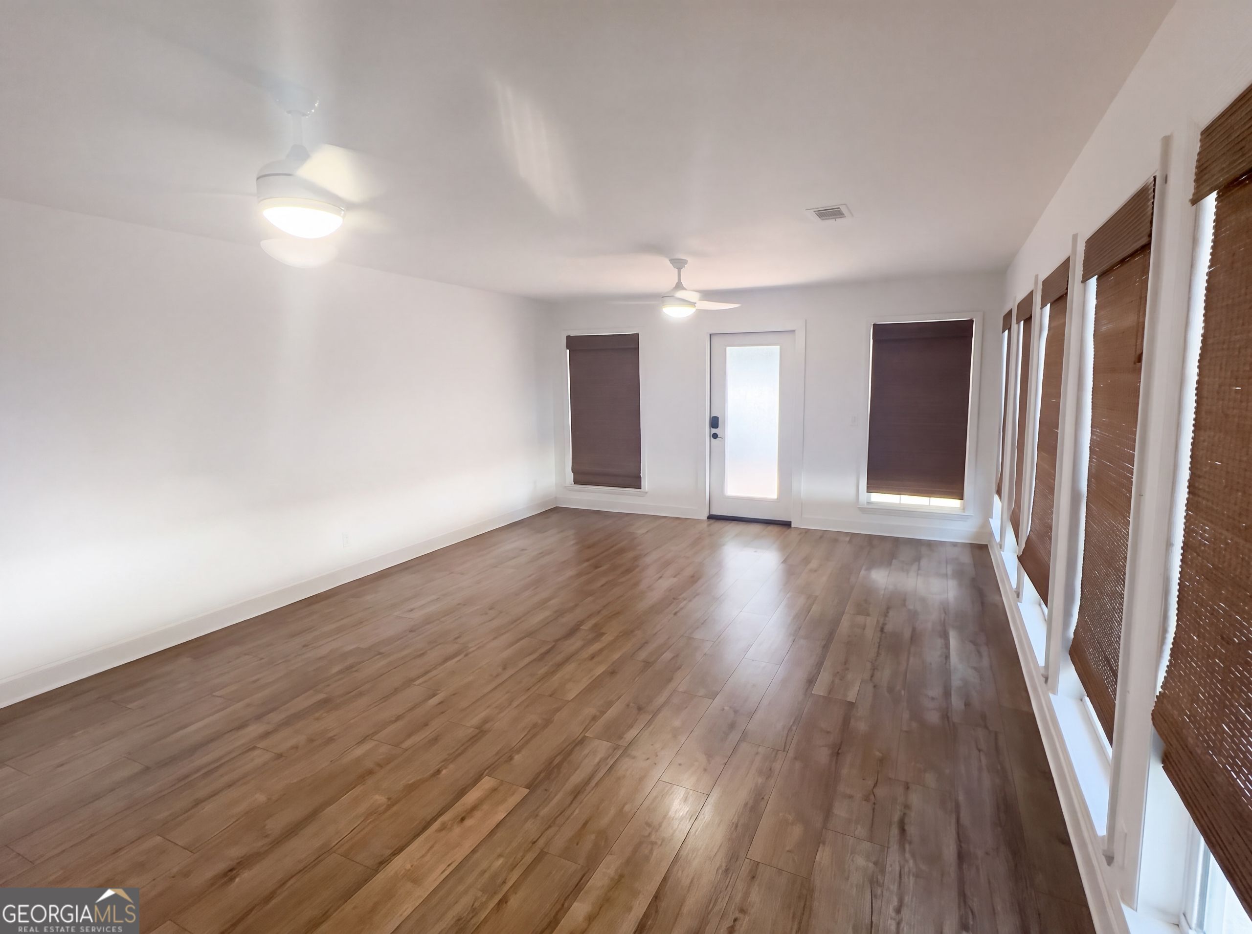 1625 Windsor Drive Property Photo 9