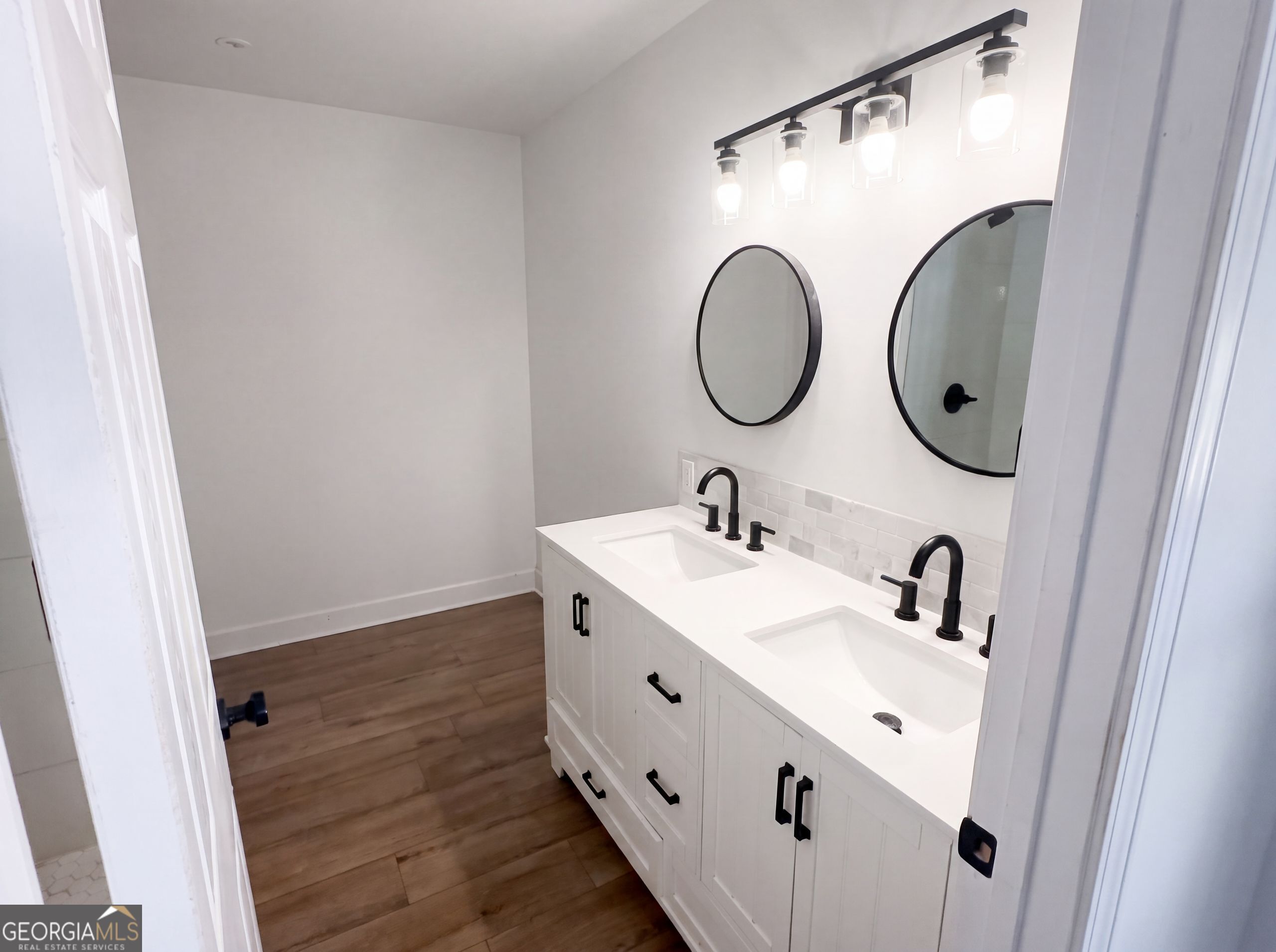 1625 Windsor Drive Property Photo 21
