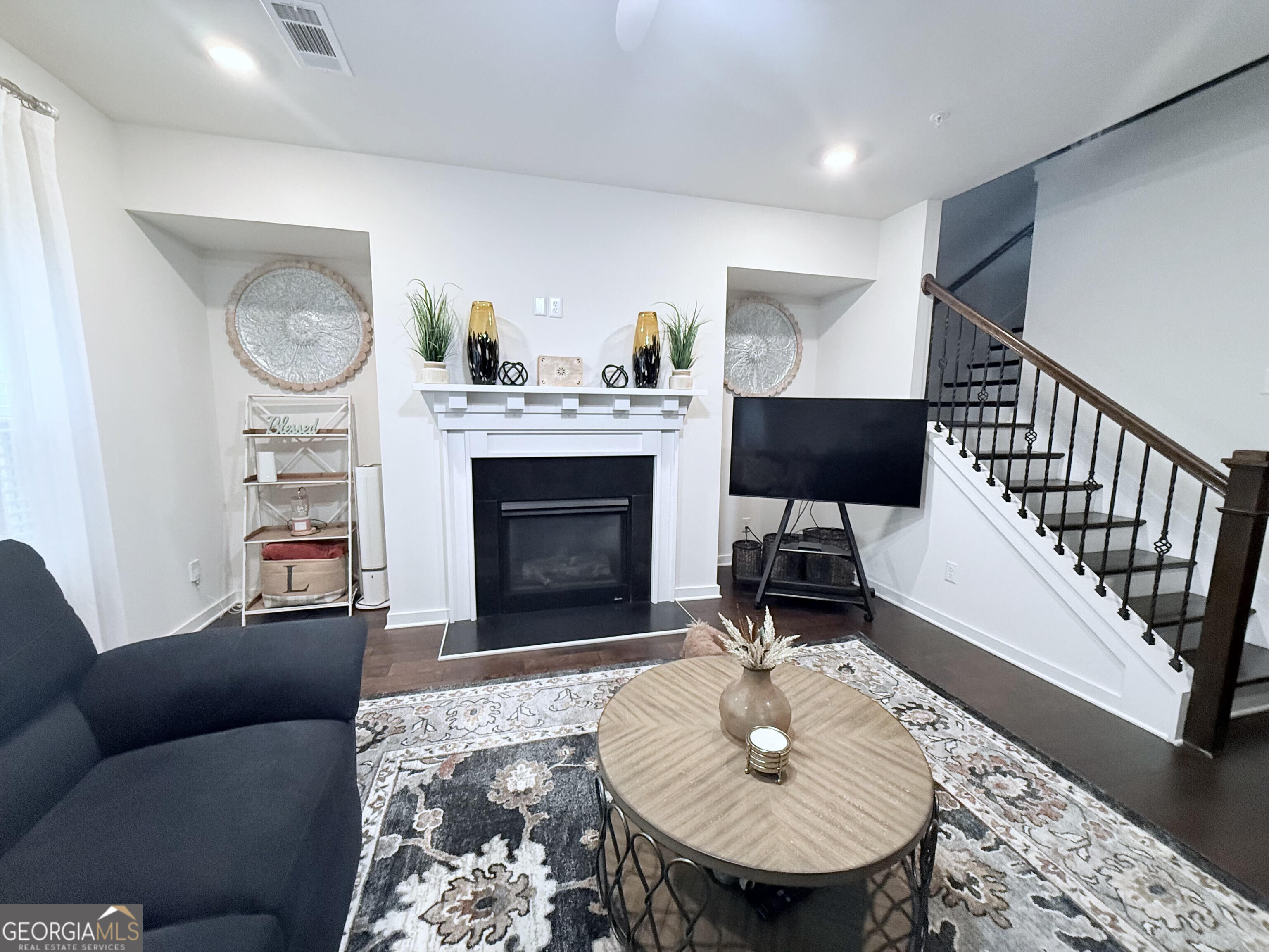 3725 Gardenwick Road Property Photo 2