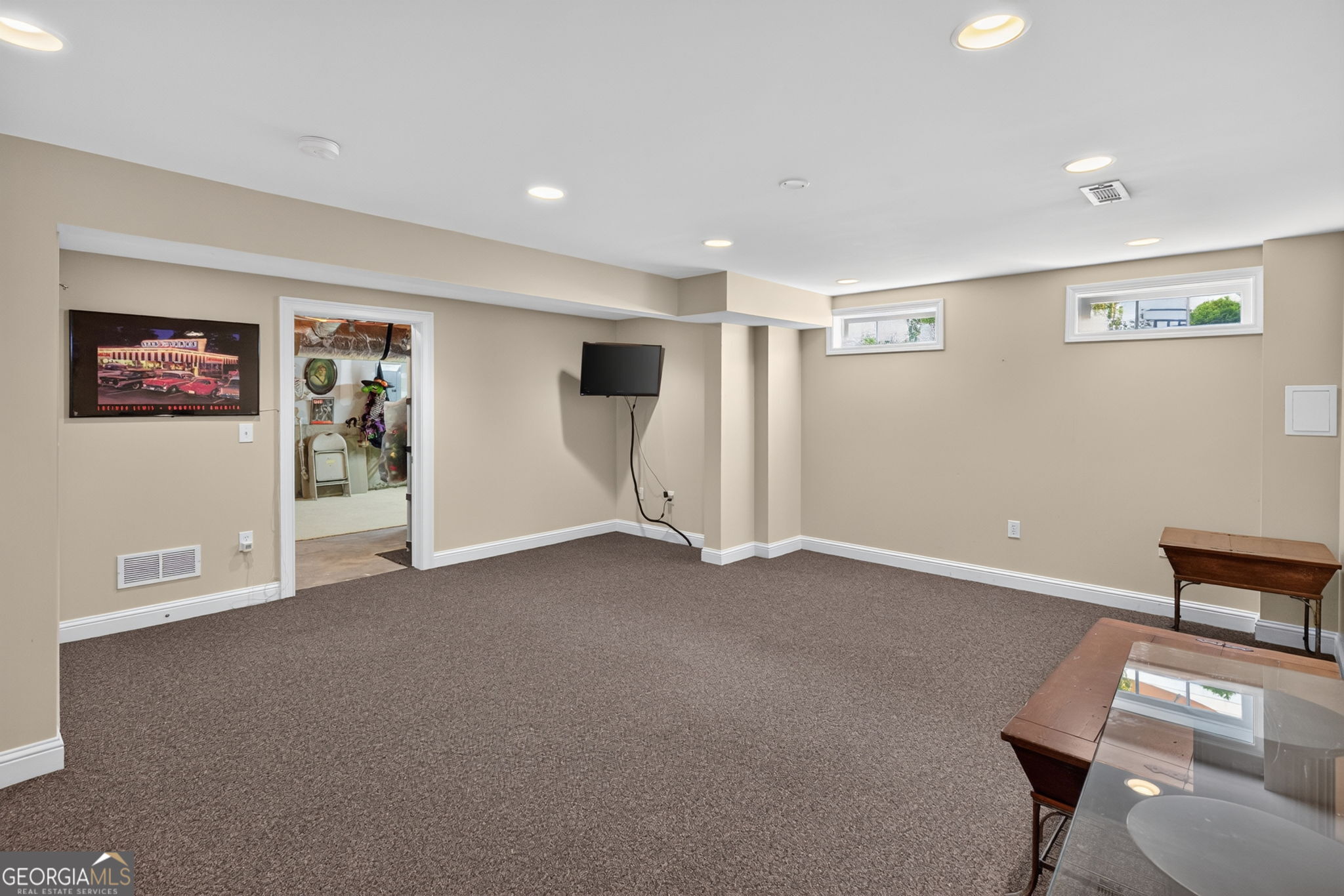 402 General Hardee Square Property Photo 28