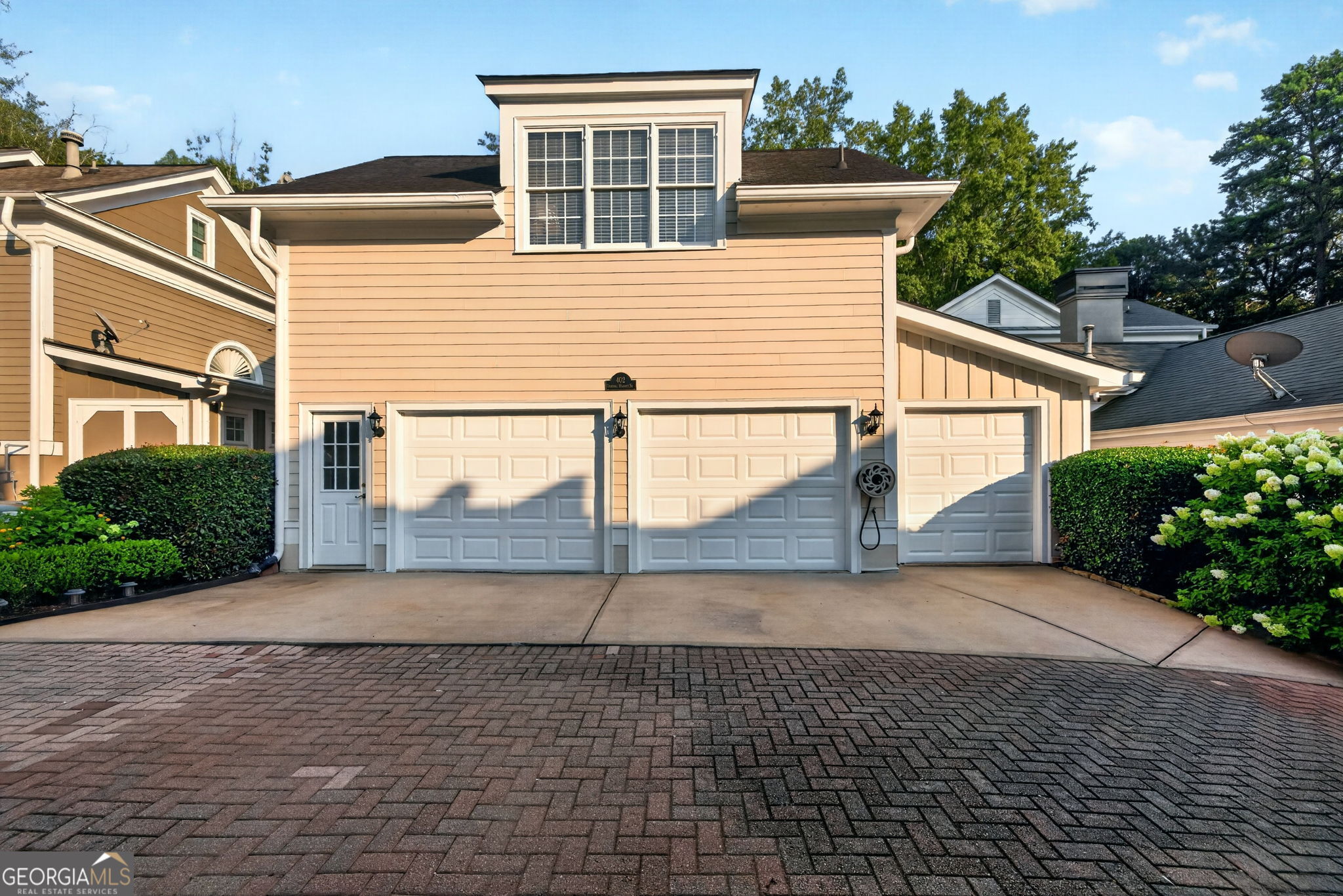 402 General Hardee Square Property Photo 30