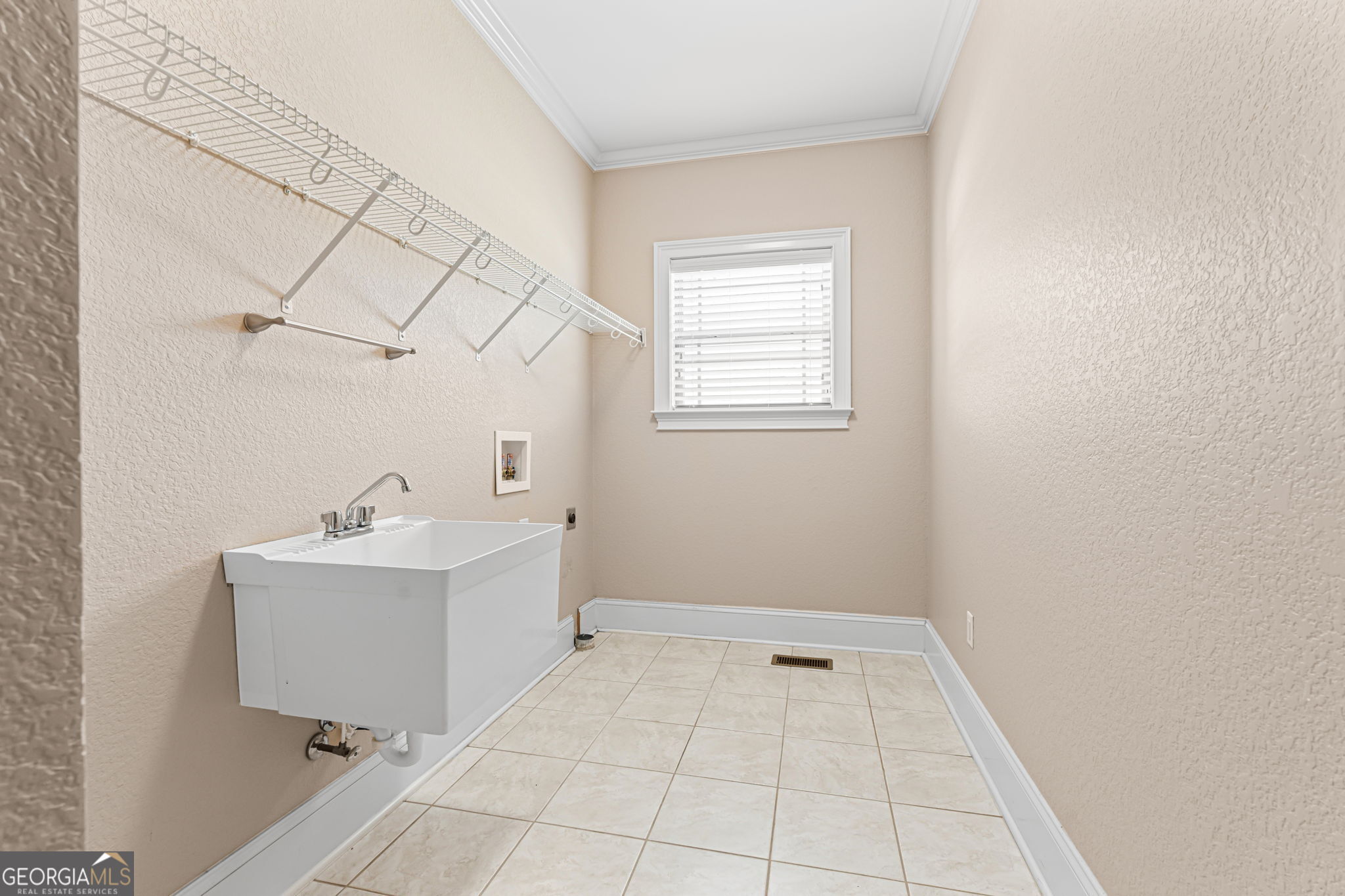 215 Little Hickory Drive Property Photo 41