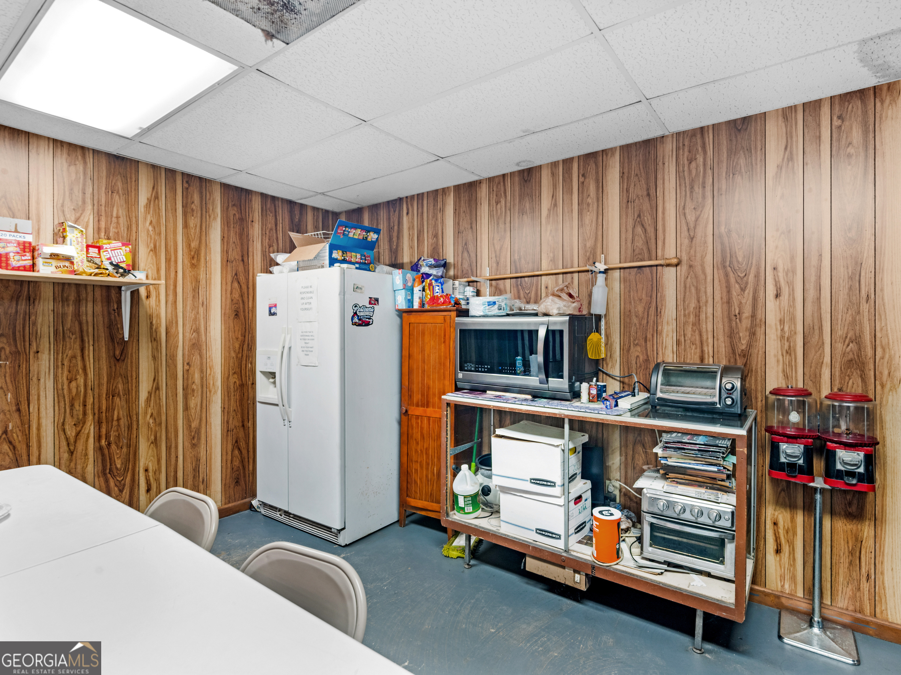 1108 Anne Street Property Photo 4