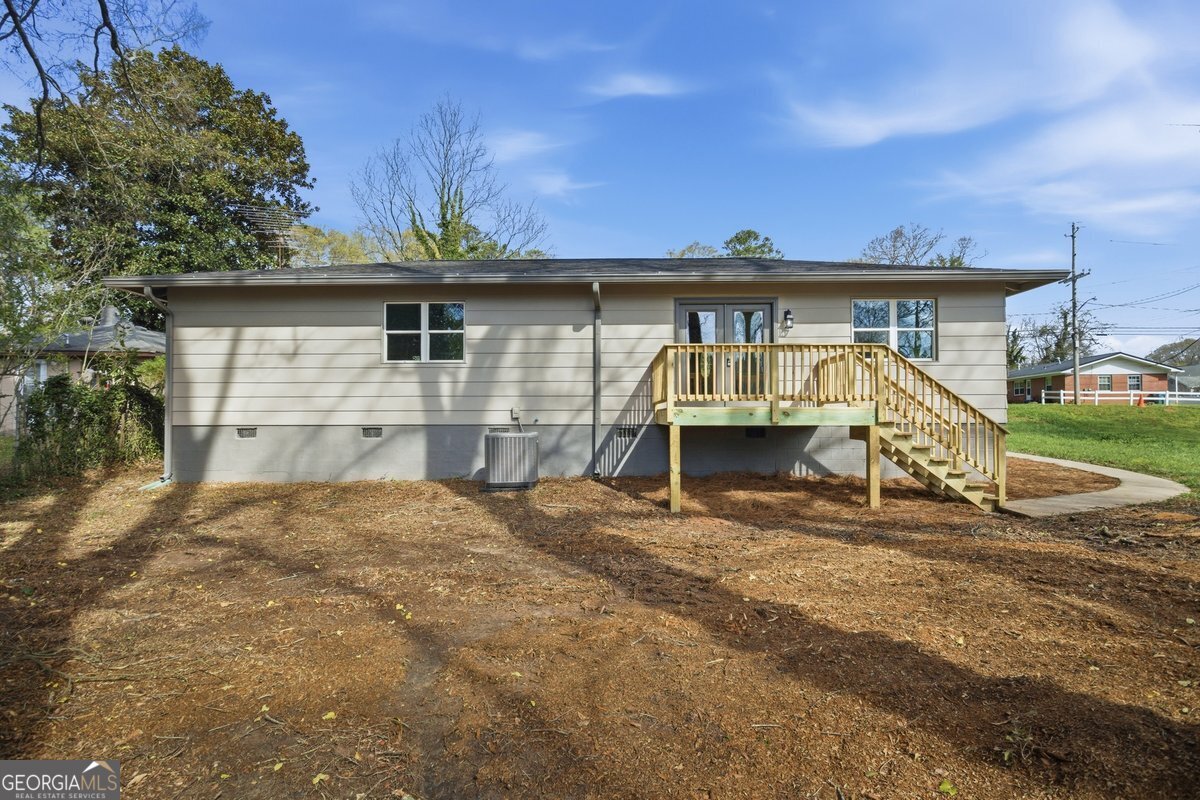 16 Rosenwald Drive Property Photo 6