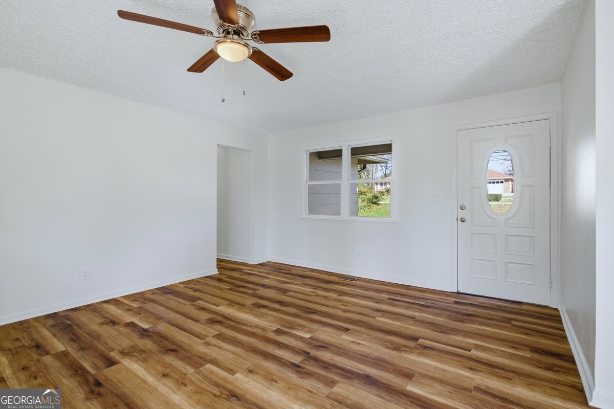 16 Rosenwald Drive Property Photo 14