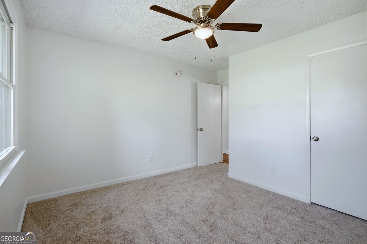 16 Rosenwald Drive Property Photo 29