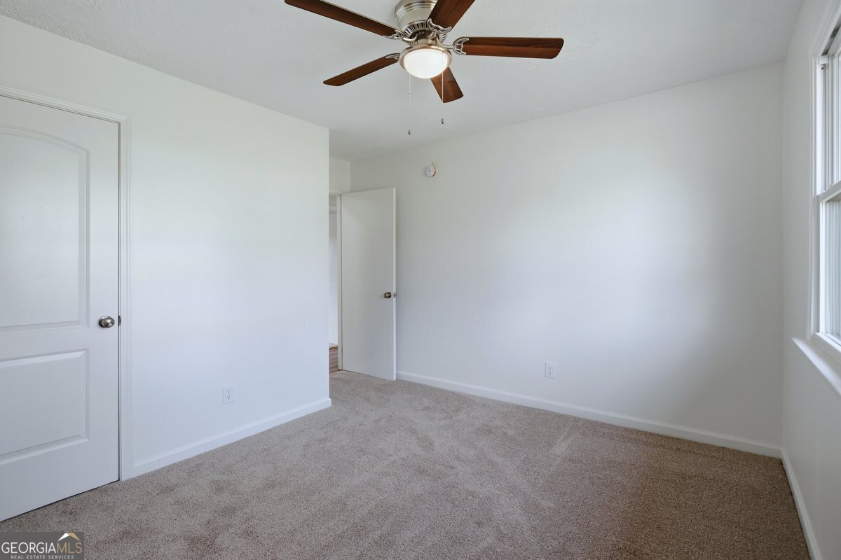 16 Rosenwald Drive Property Photo 32
