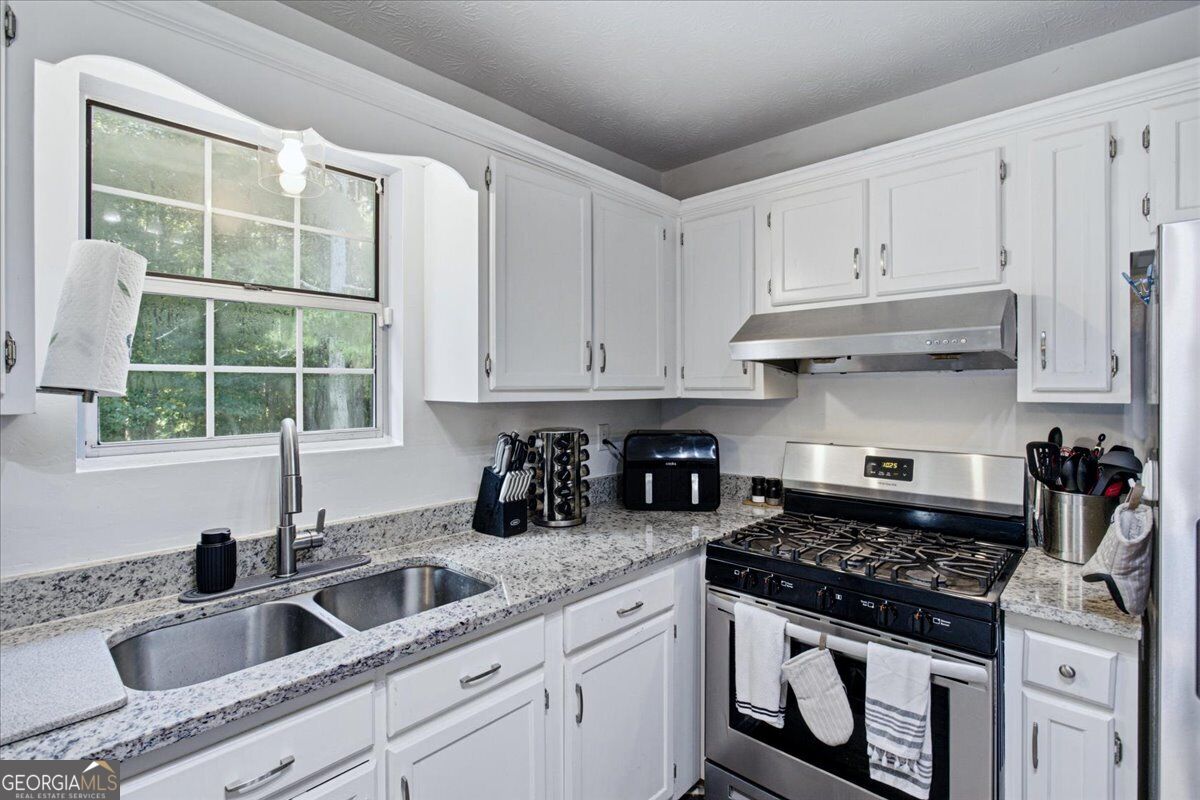 188 Pilgrim Lane Property Photo 12