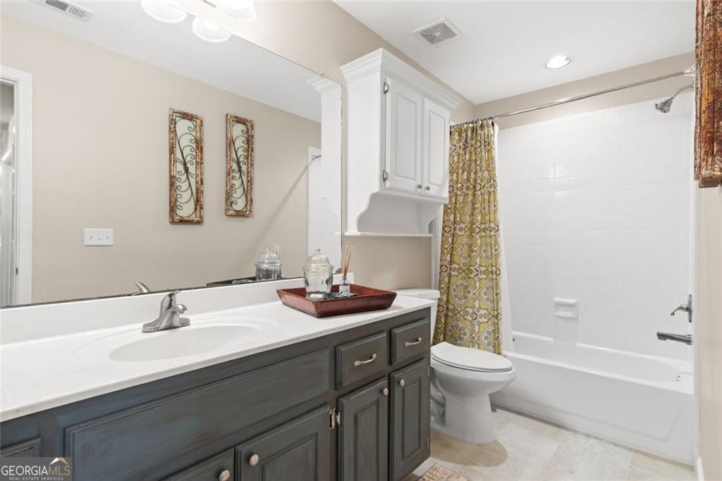 1905 Broadwell Oaks Drive Property Photo 22