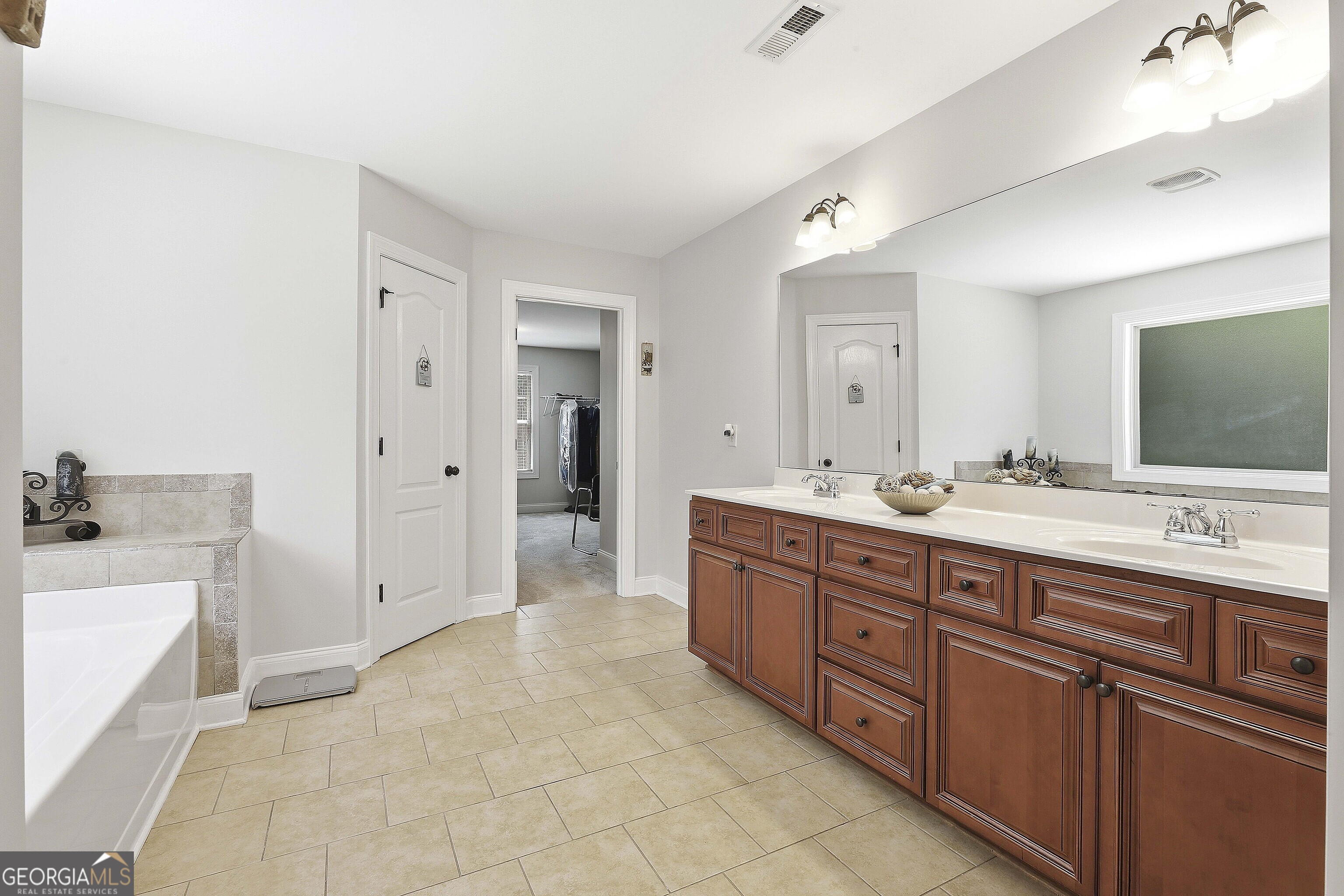 114 Ranan Lane Property Photo 40