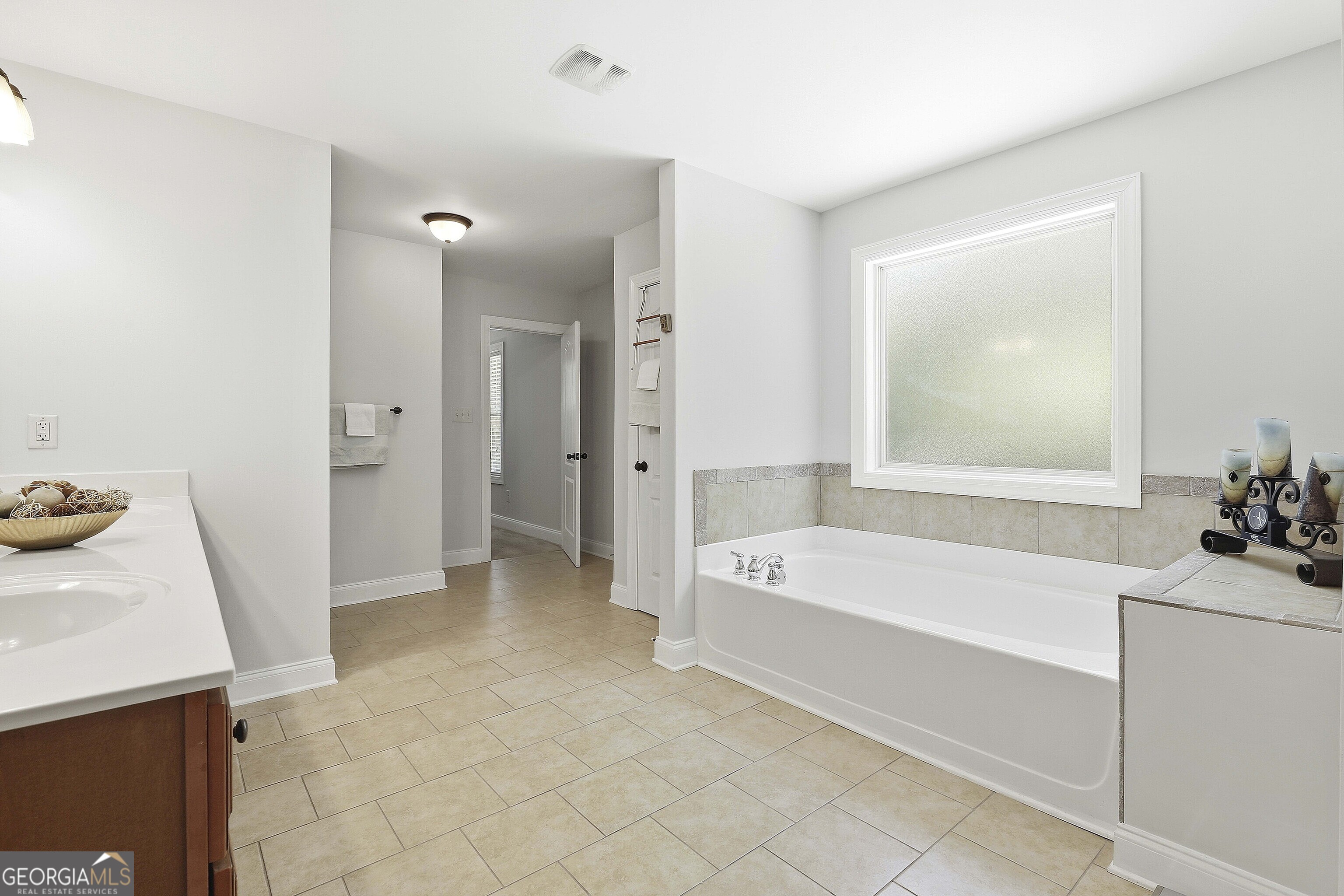 114 Ranan Lane Property Photo 41