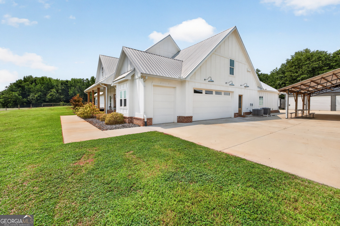 1475 Storey Lane Property Photo 10
