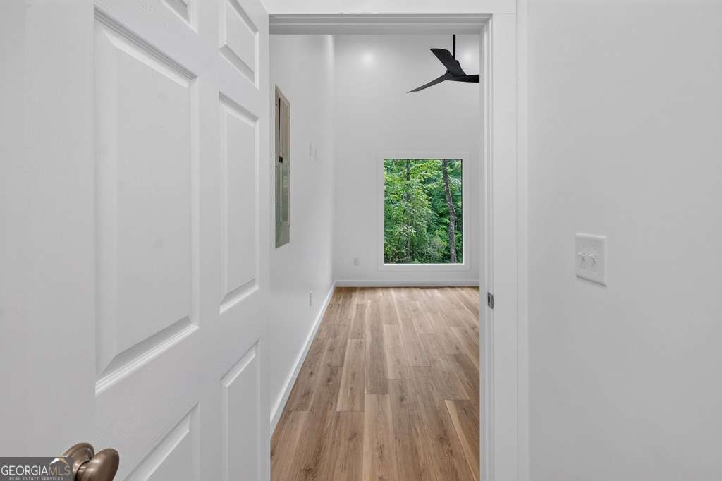 208 Mcclure Way Property Photo 10