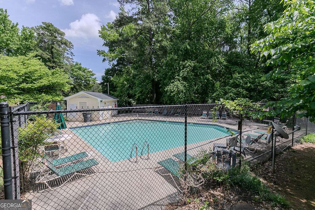 1067 Dover Way Property Photo 30