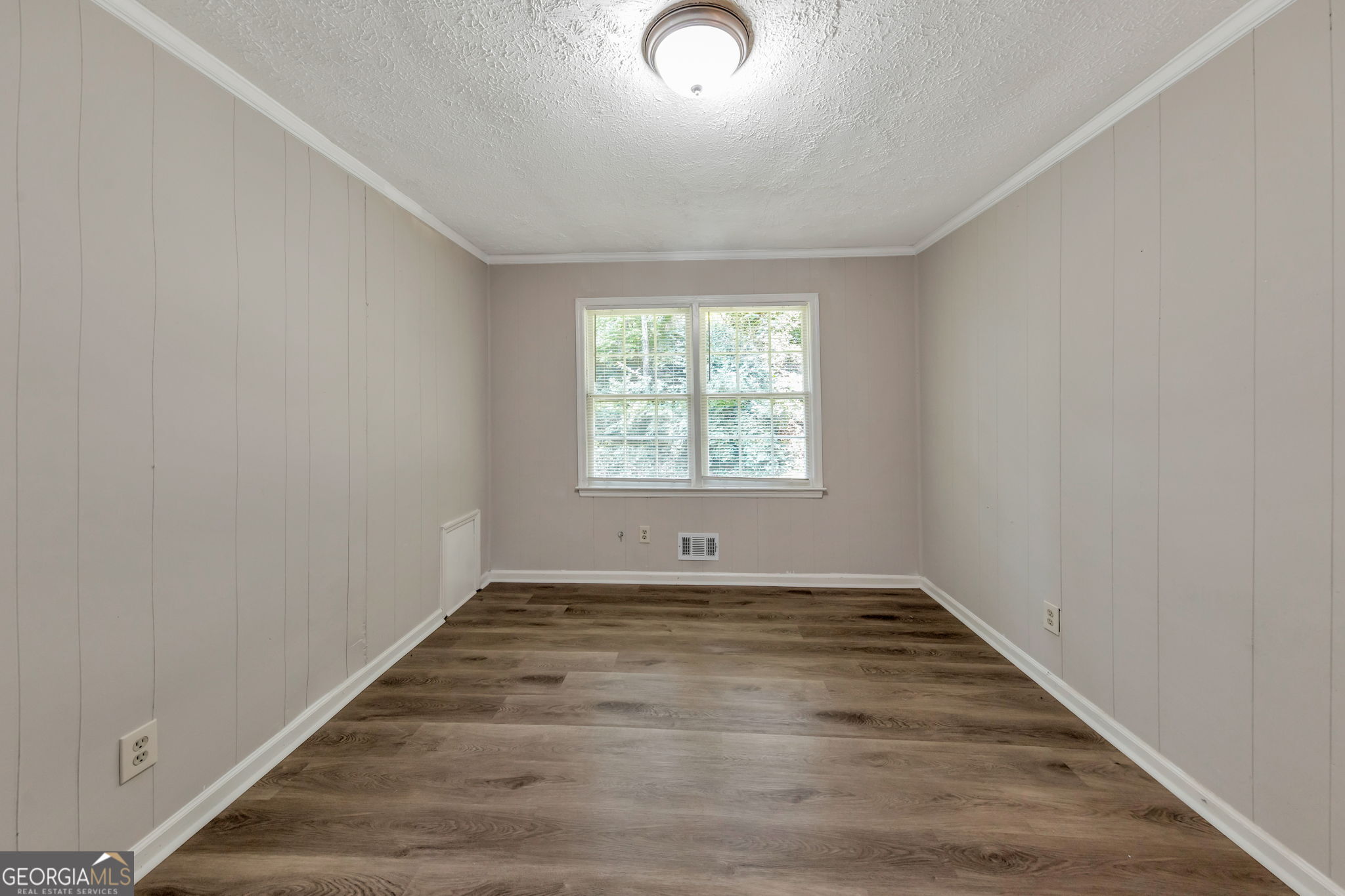 118 Victor Circle Nw Property Photo 6