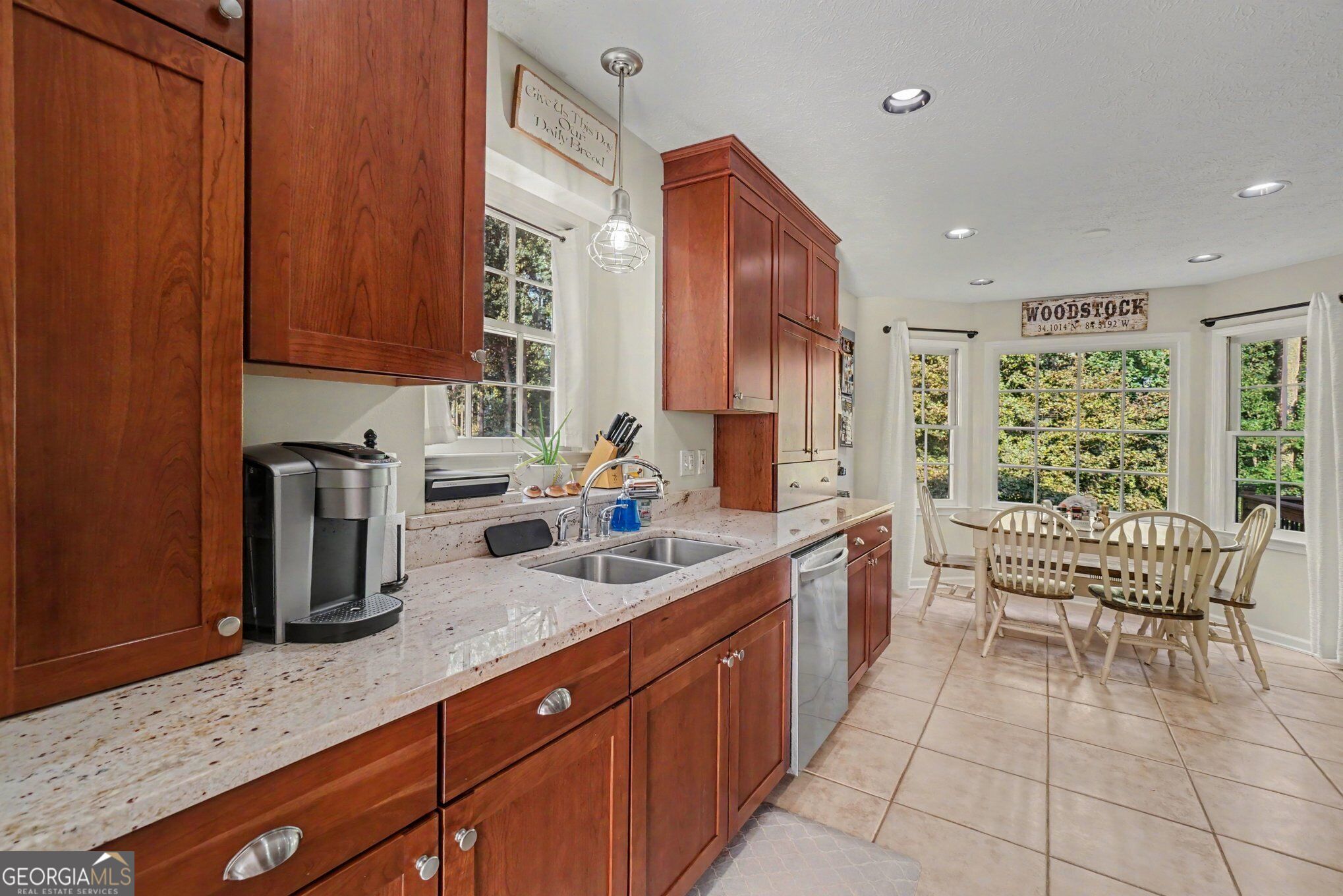 535 Brooksdale Drive Property Photo 11