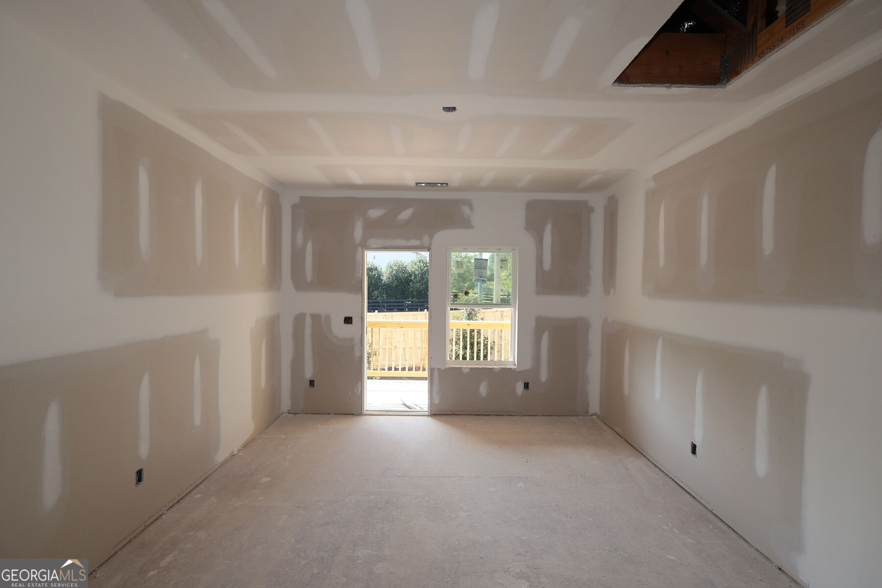 331 Beebalm Street Property Photo 13