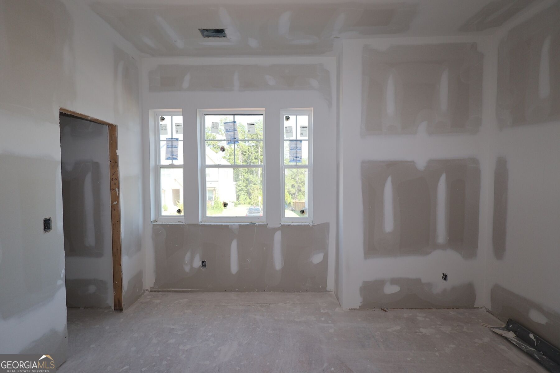 331 Beebalm Street Property Photo 14