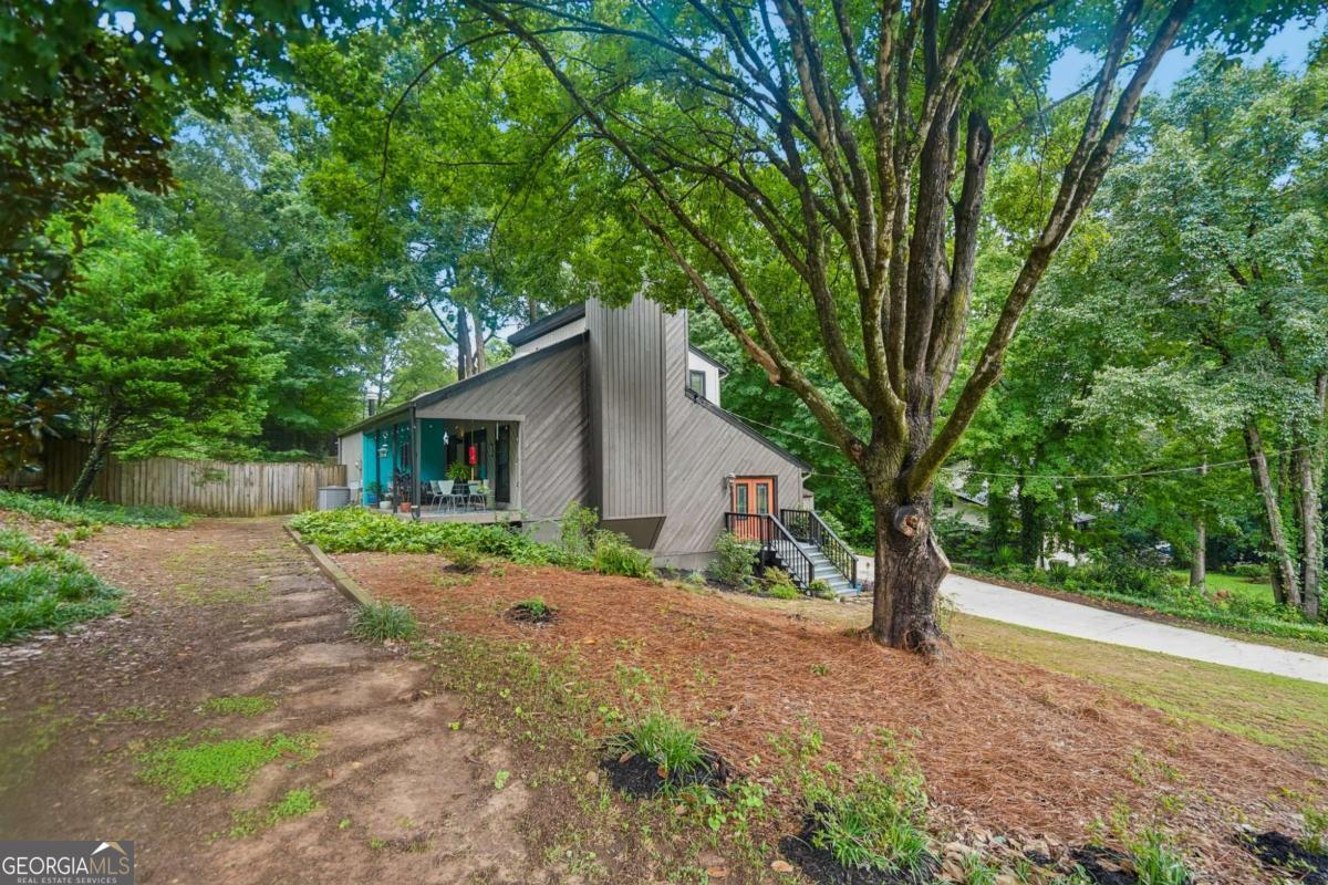 3777 Southgate Drive SW Property Photo 1
