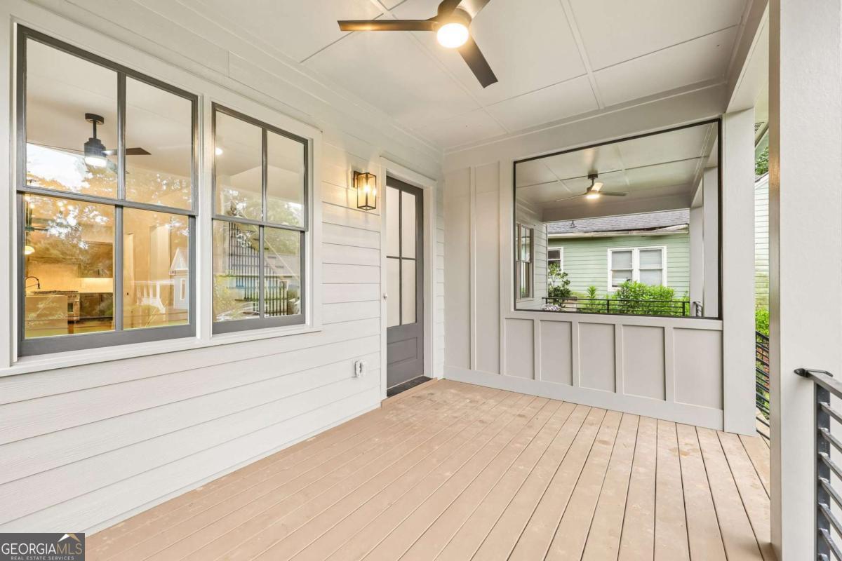 112 1st Avenue Property Photo 3