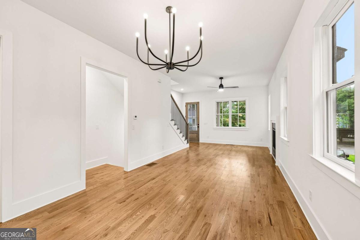 112 1st Avenue Property Photo 7