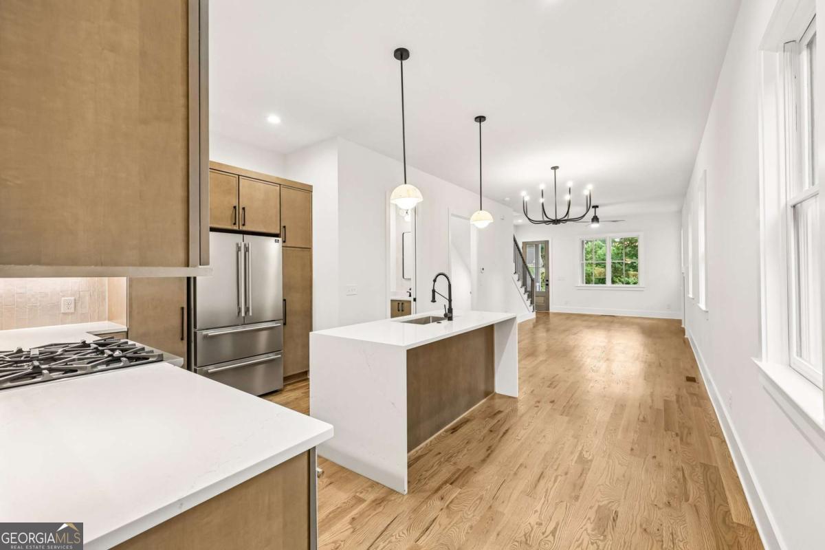 112 1st Avenue Property Photo 12