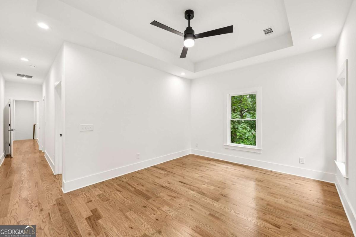 112 1st Avenue Property Photo 21