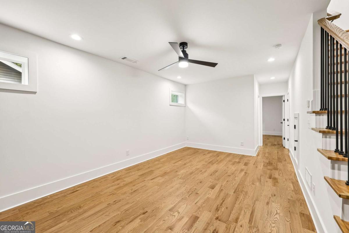 112 1st Avenue Property Photo 31