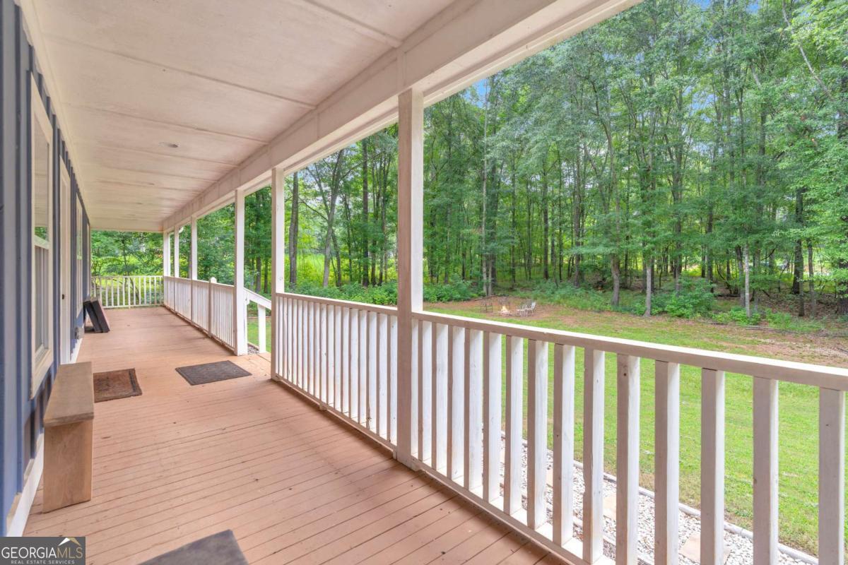 1557 Davis Ford Road Property Photo 4