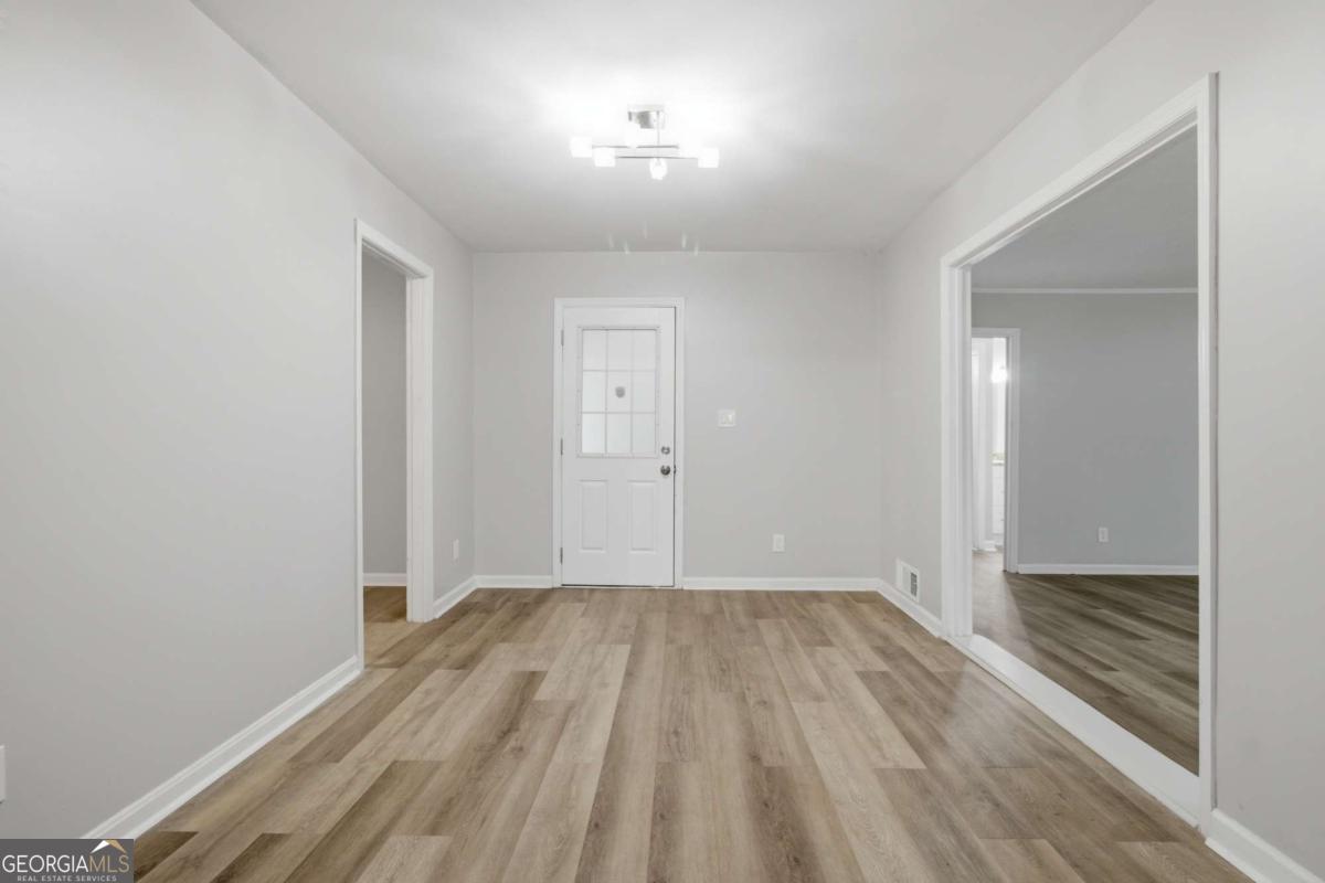 2725 Bradmoor Way Property Photo 5