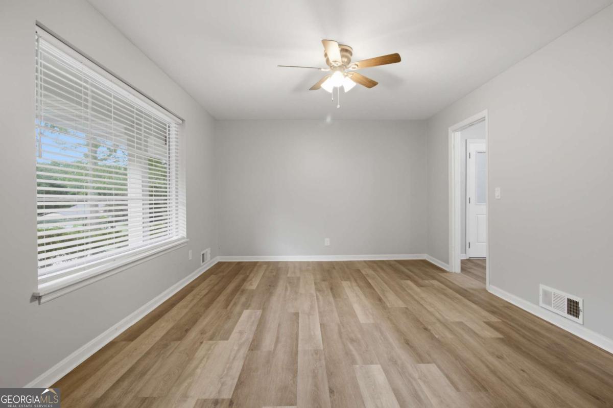2725 Bradmoor Way Property Photo 7