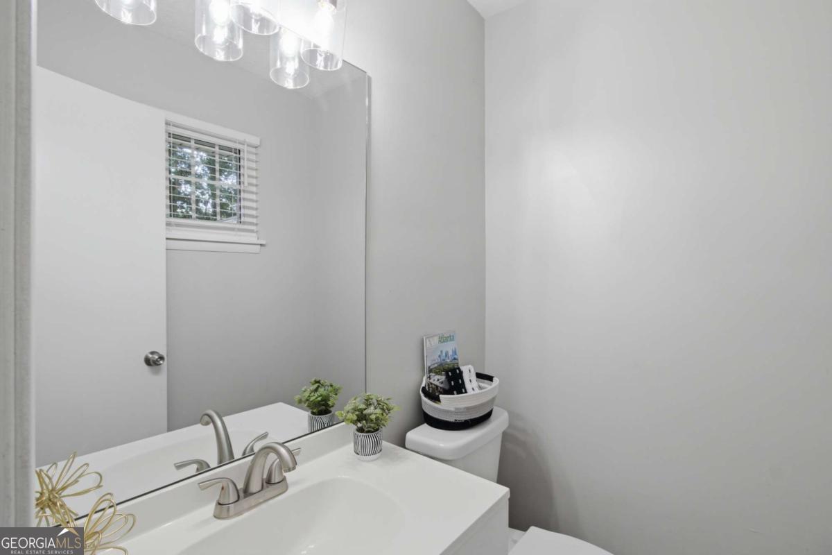 2725 Bradmoor Way Property Photo 13