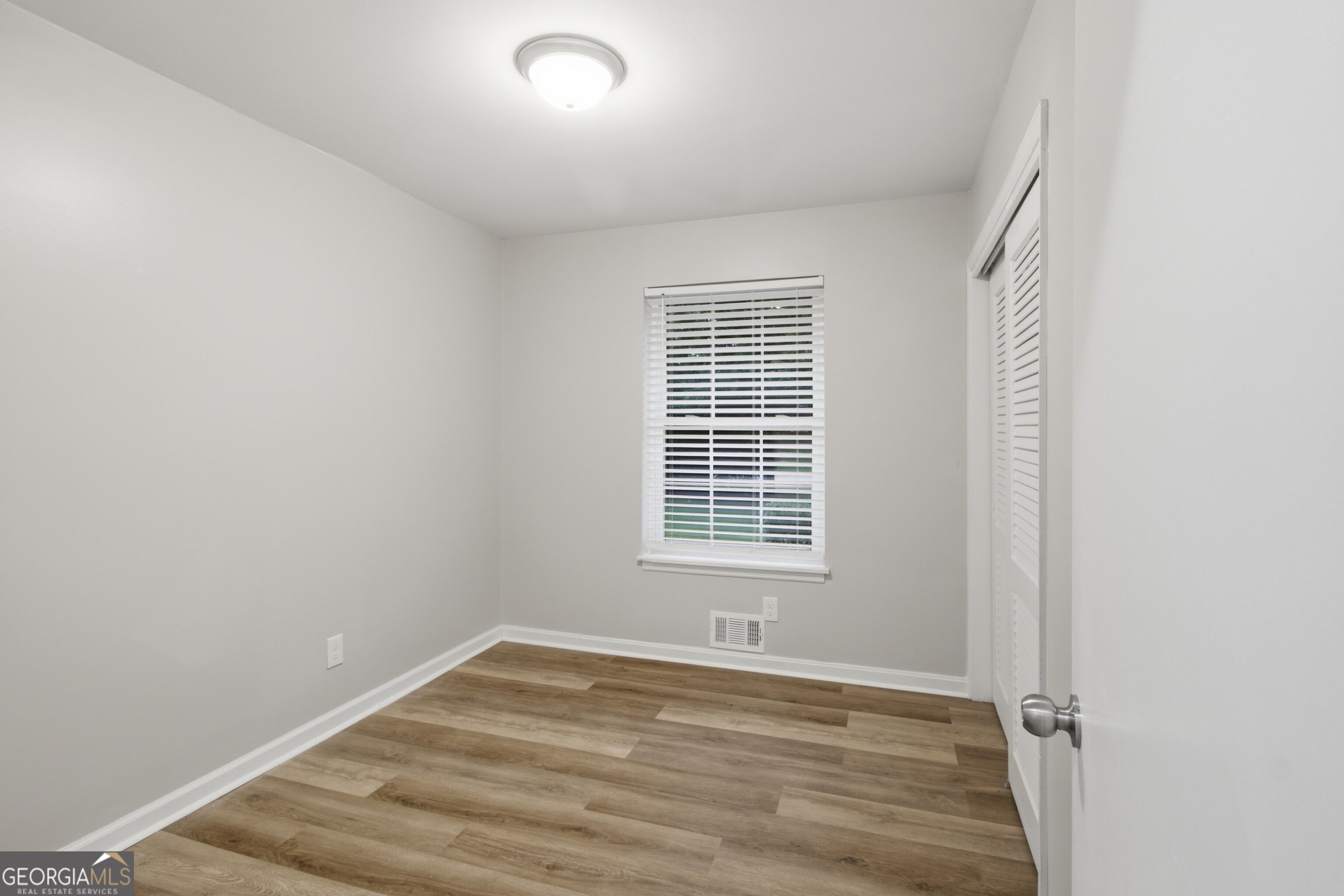 2725 Bradmoor Way Property Photo 16