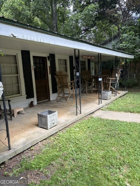 20 S Scruggs Street Property Photo 5