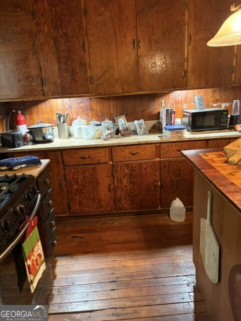 20 S Scruggs Street Property Photo 11