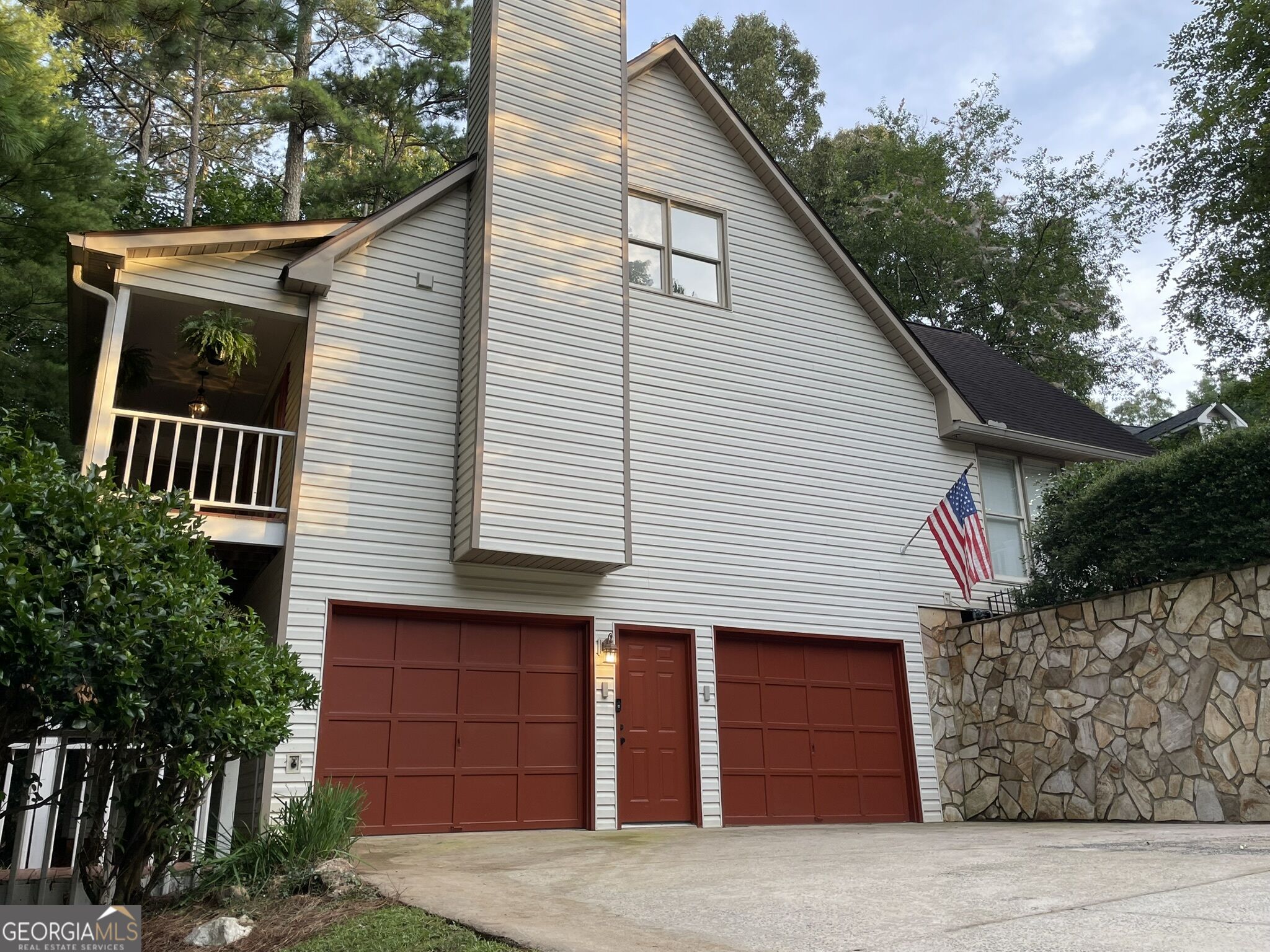 1024 Laurel Lake Drive Property Photo 1