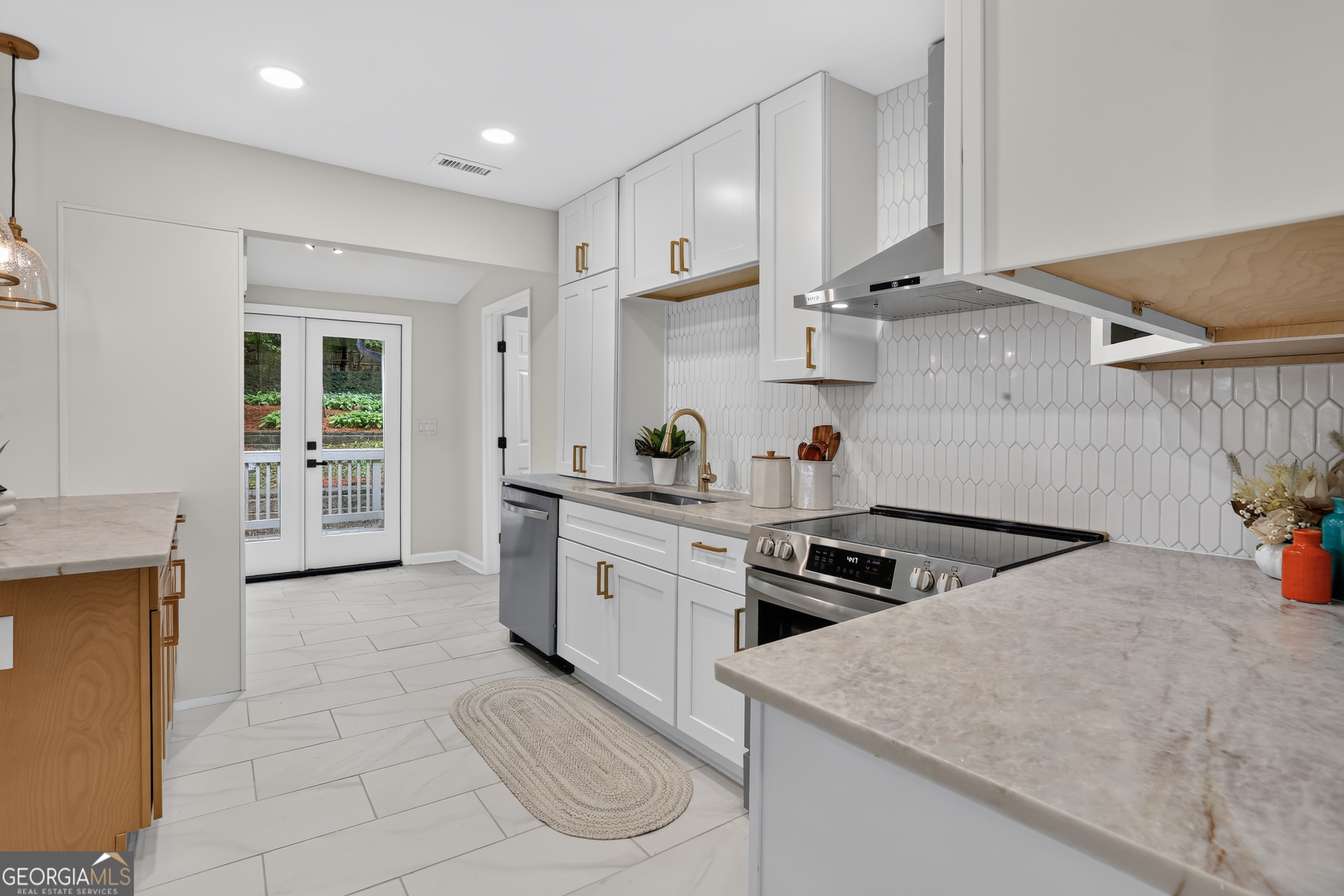 1232 Carter Road Property Photo 14
