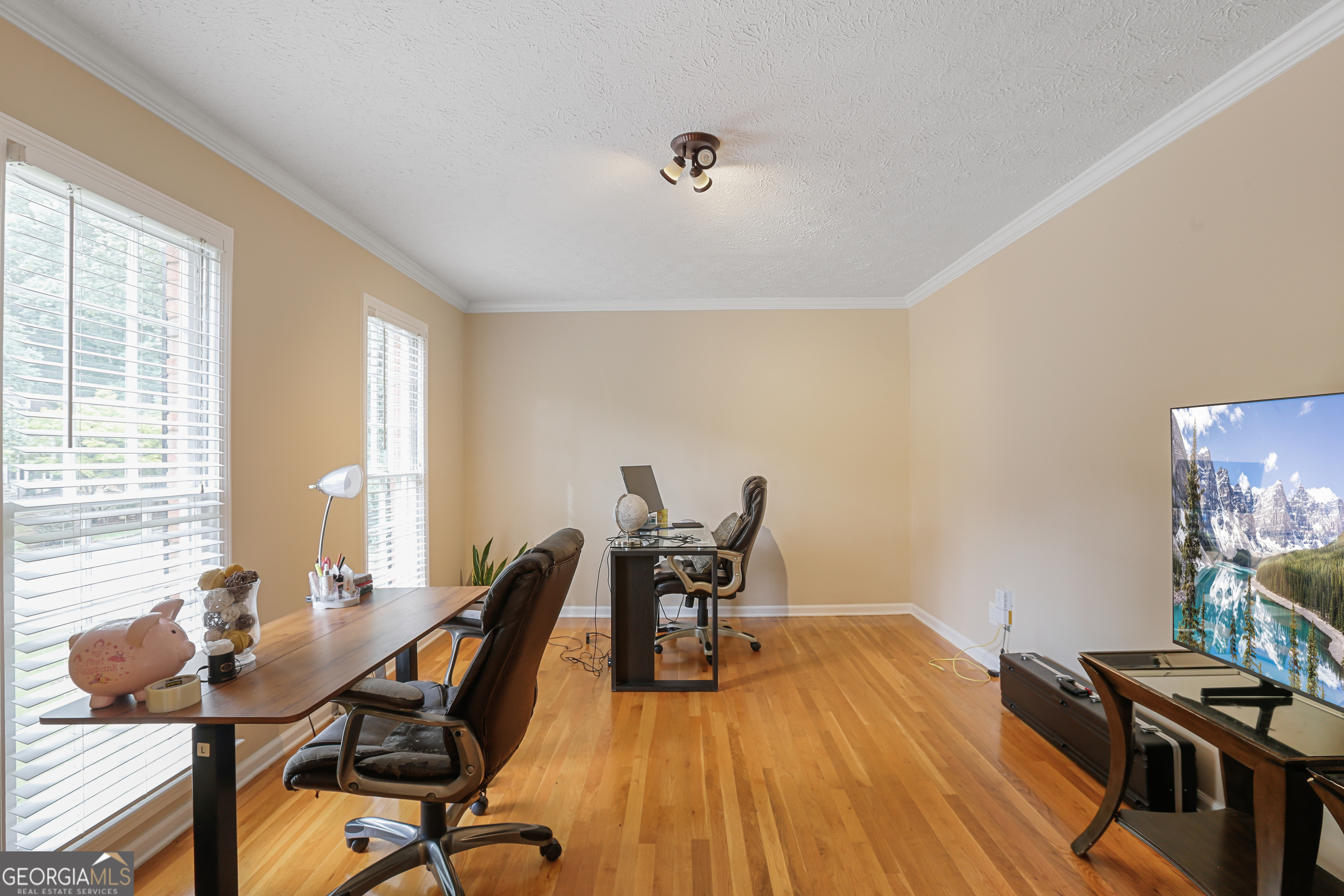 1575 Thoreau Drive Property Photo 20