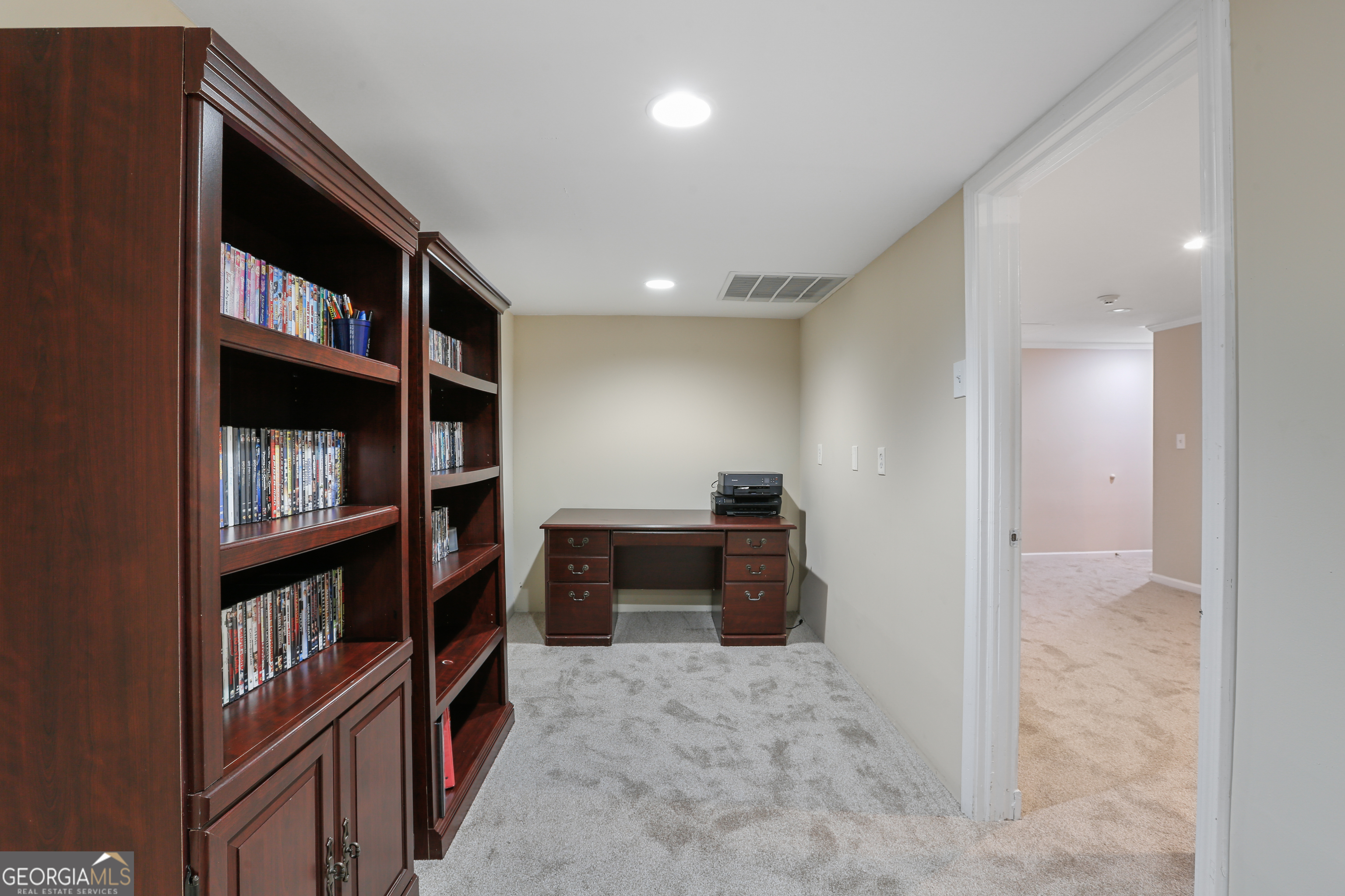 1575 Thoreau Drive Property Photo 30