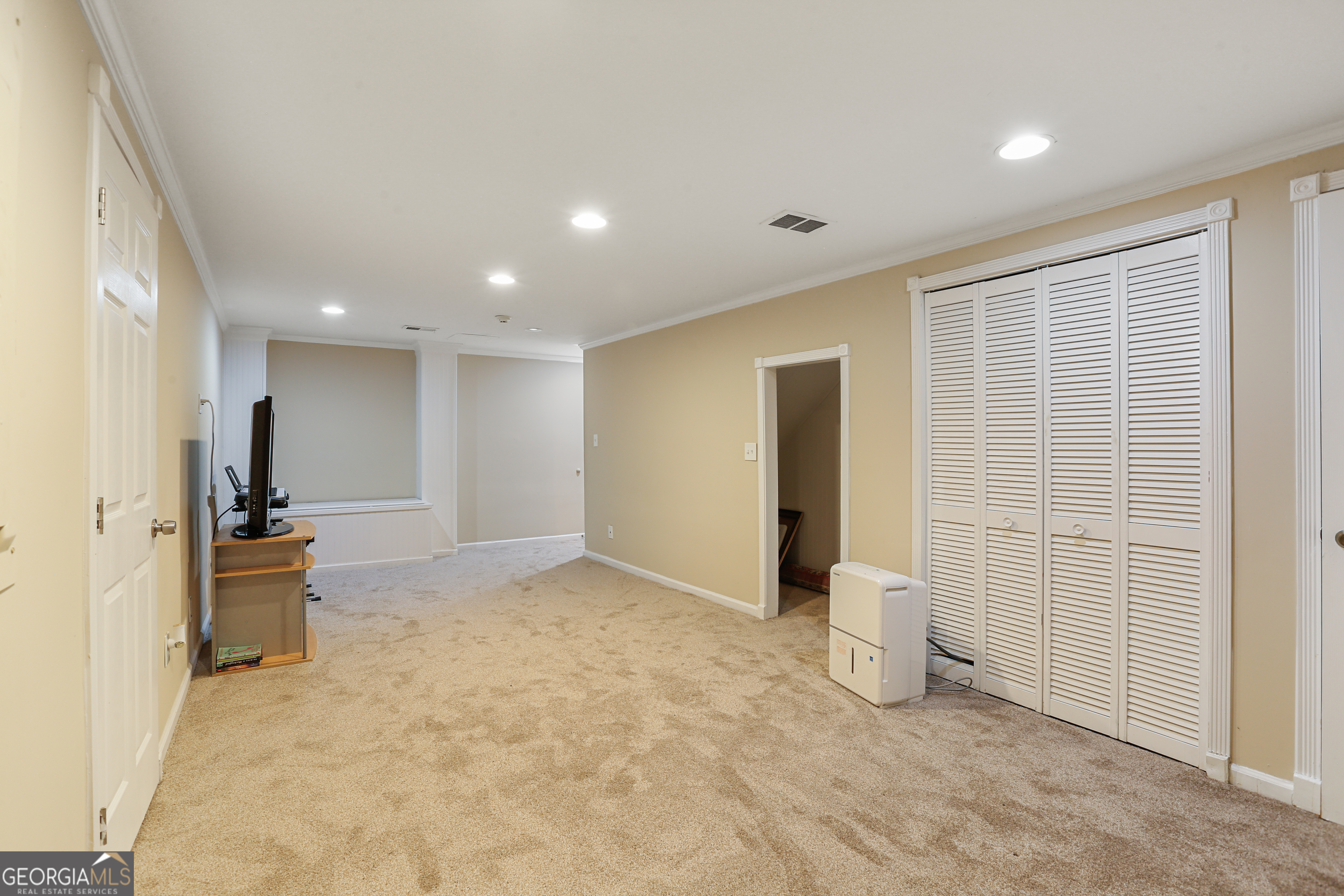 1575 Thoreau Drive Property Photo 33
