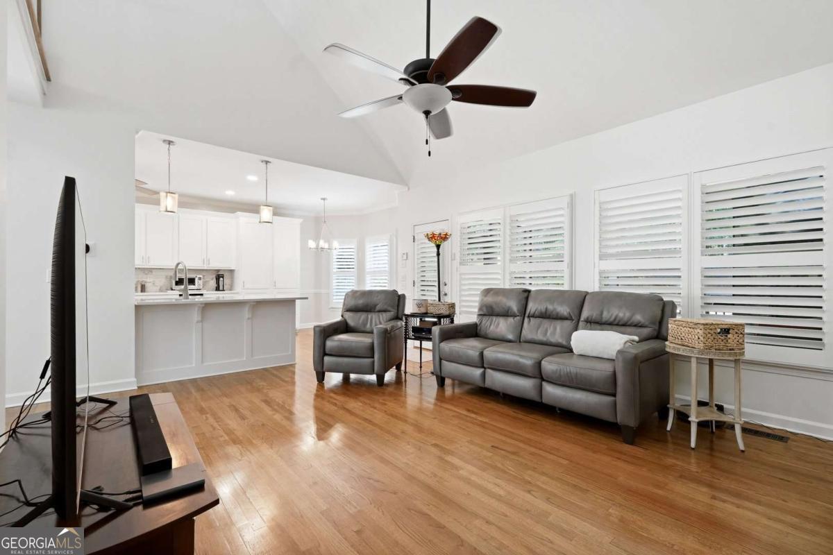 2045 Southers Circle Property Photo 16
