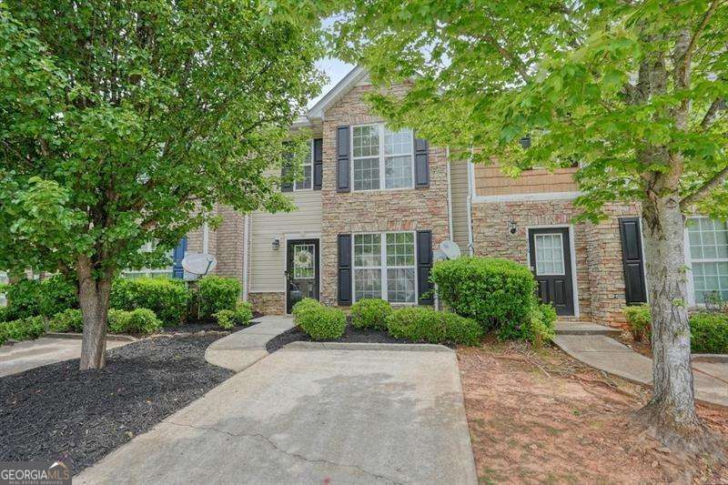 214 Meadowlark Place Property Photo 1