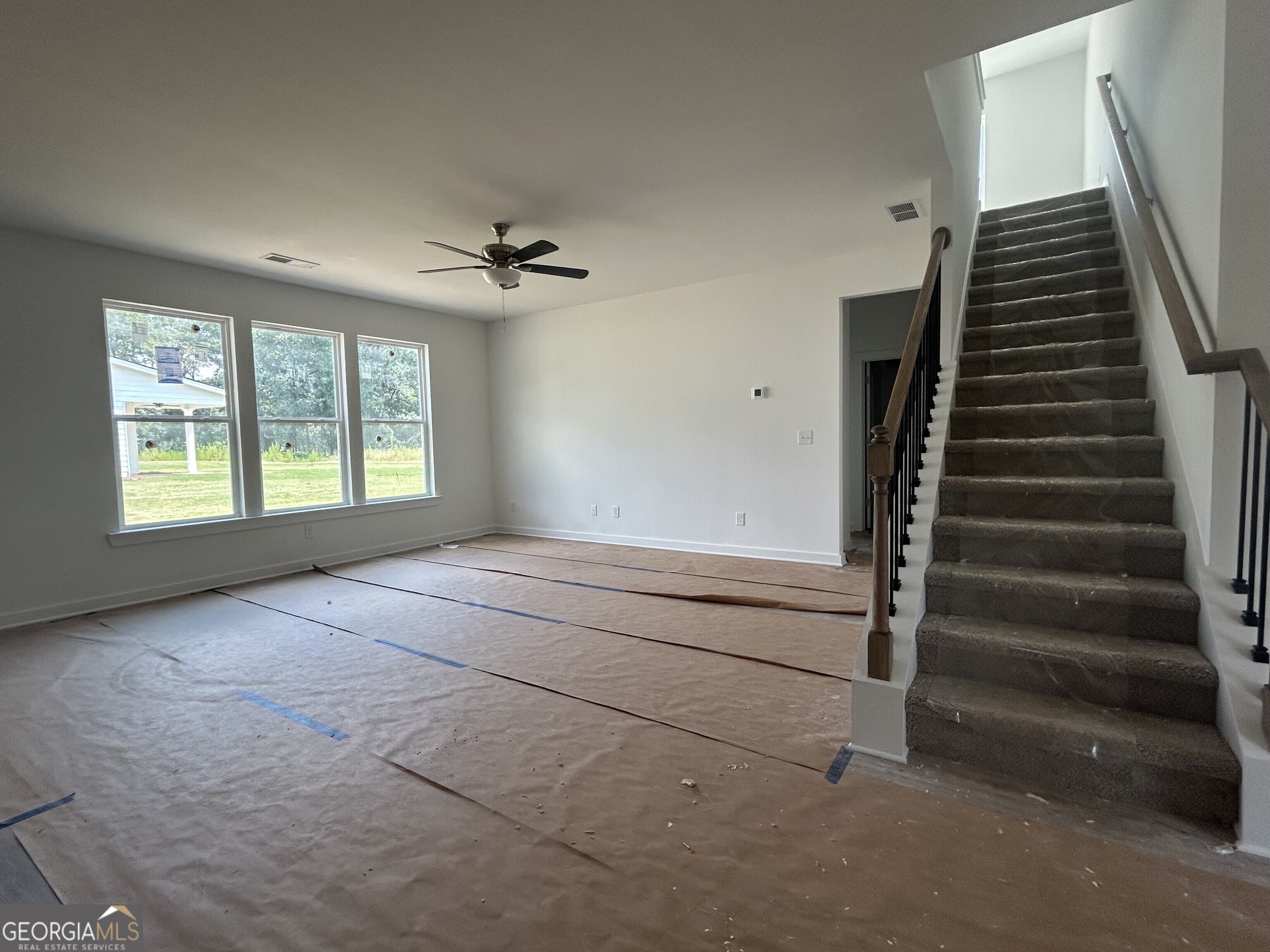 220 Ruby Robin Road Property Photo 4