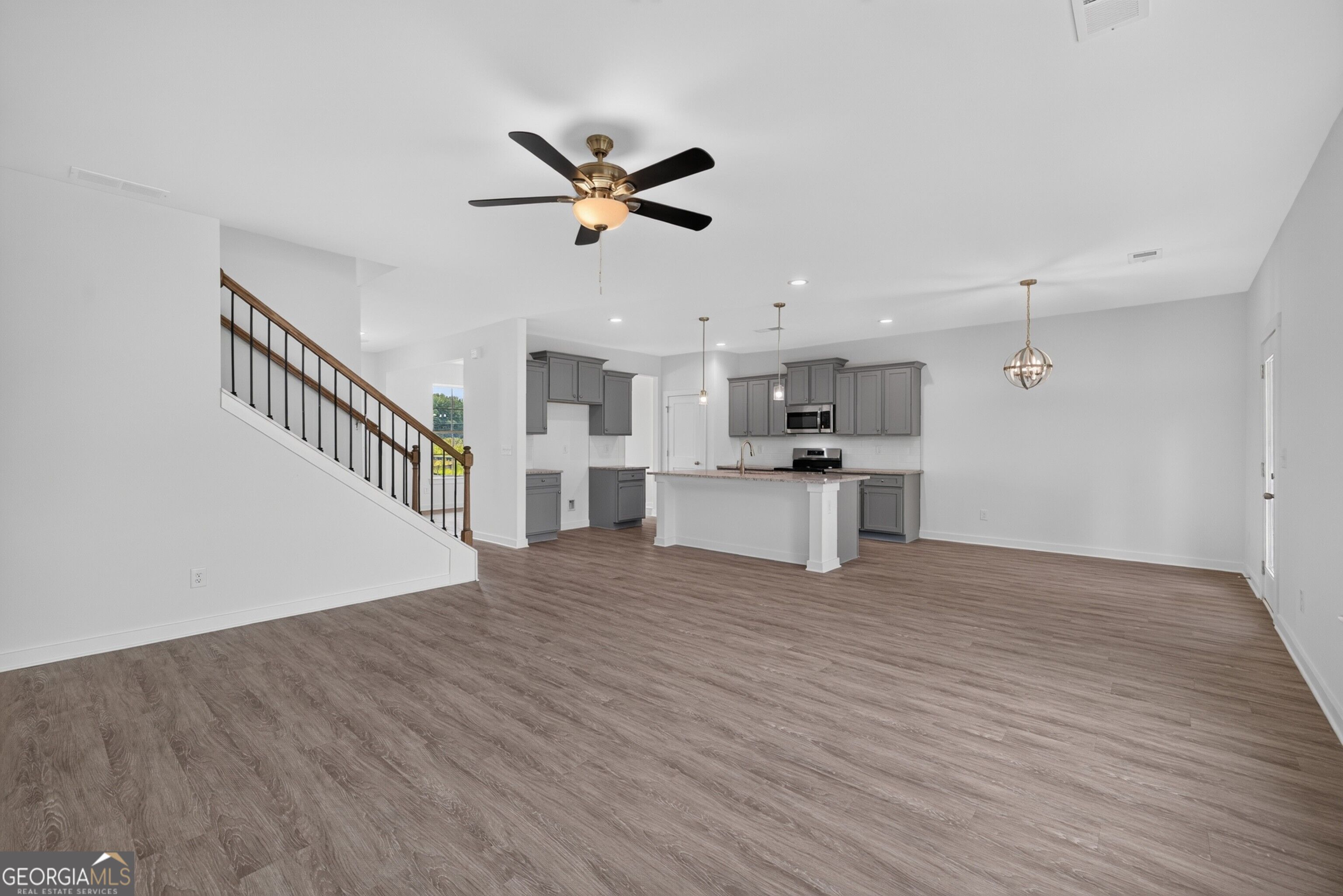 220 Ruby Robin Road Property Photo 12