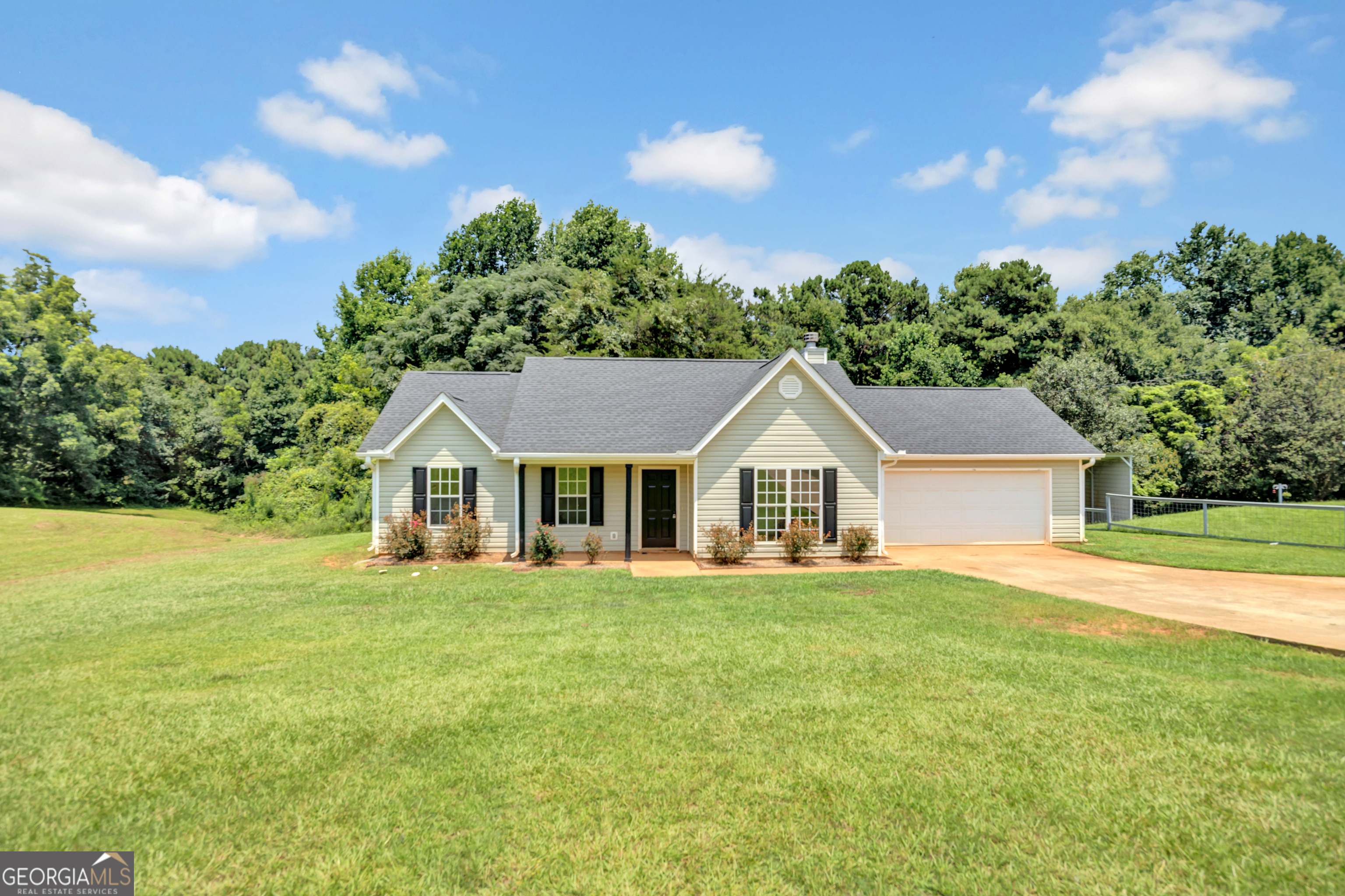 396 Brazey Road Property Photo 2