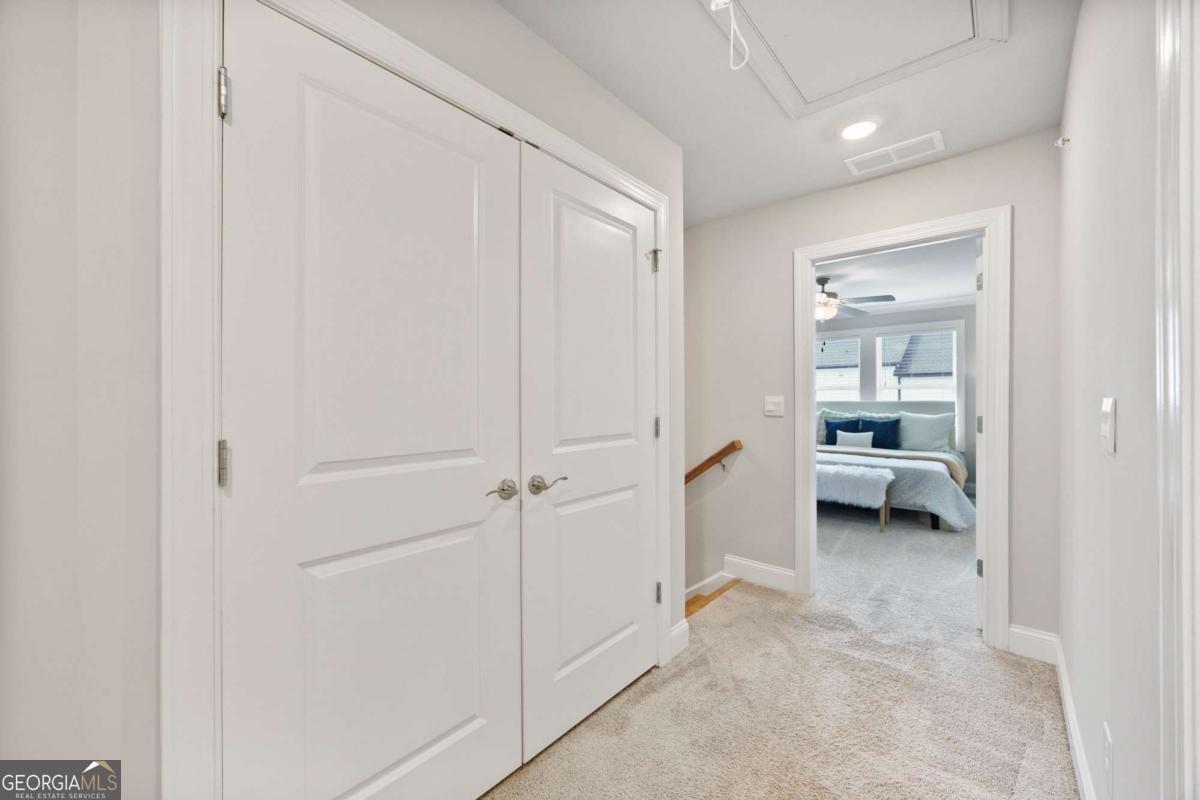504 Hampton Crossing Property Photo 18